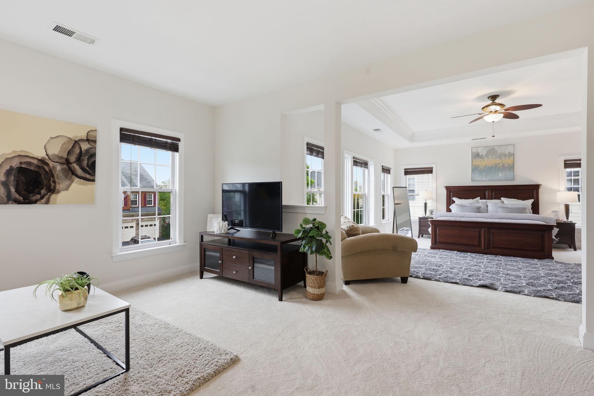BROADLANDS SOUTH - Residential
