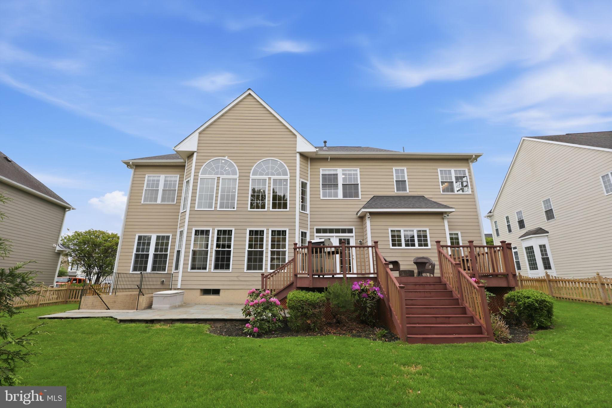 BROADLANDS SOUTH - Residential