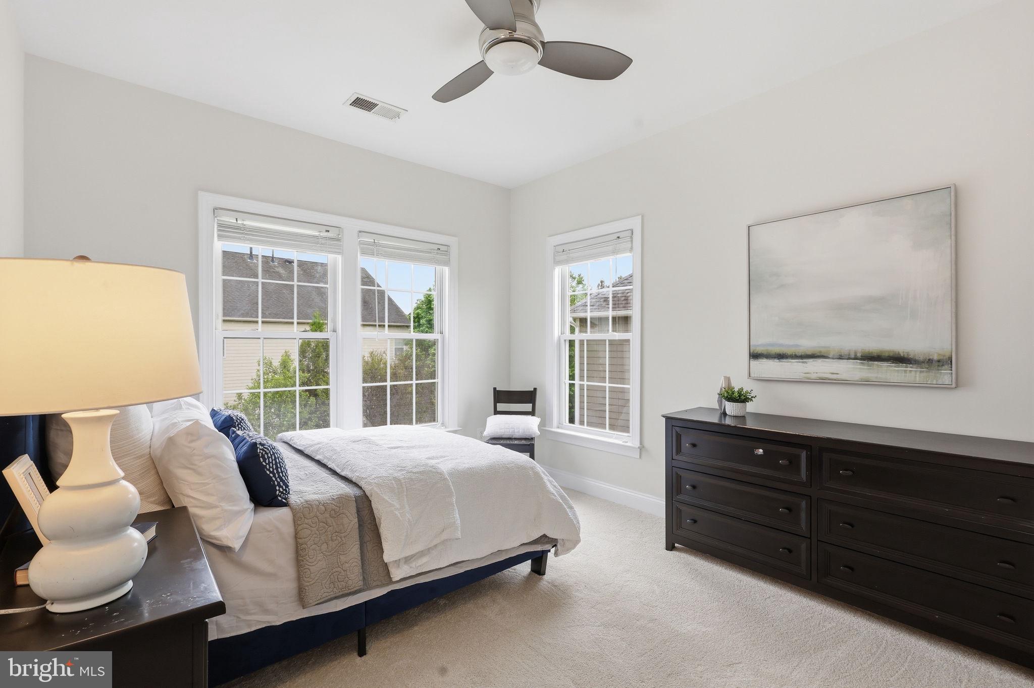 BROADLANDS SOUTH - Residential