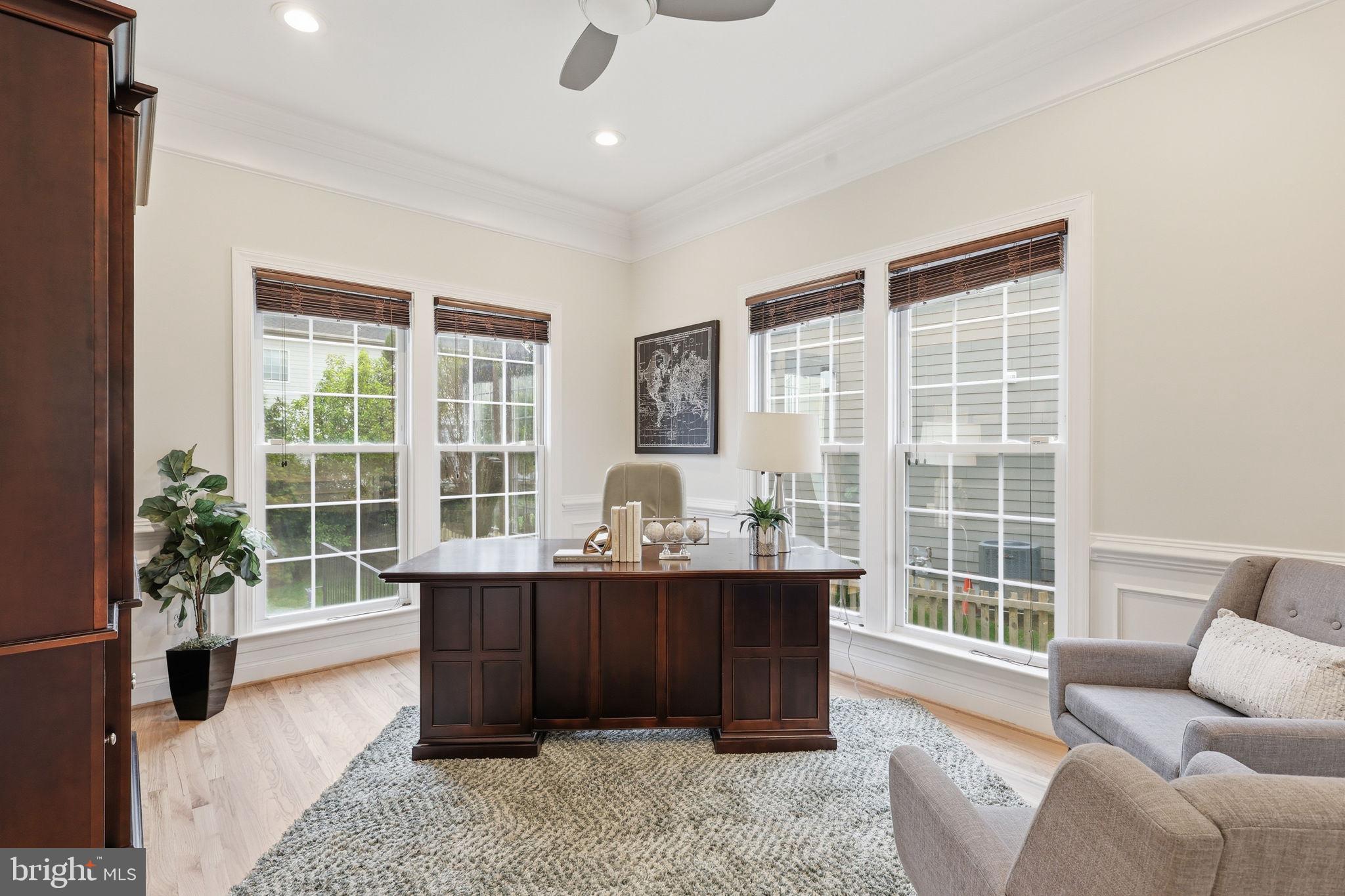 BROADLANDS SOUTH - Residential