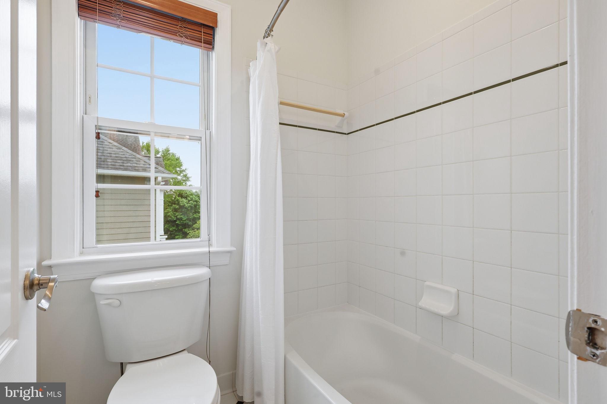 BROADLANDS SOUTH - Residential