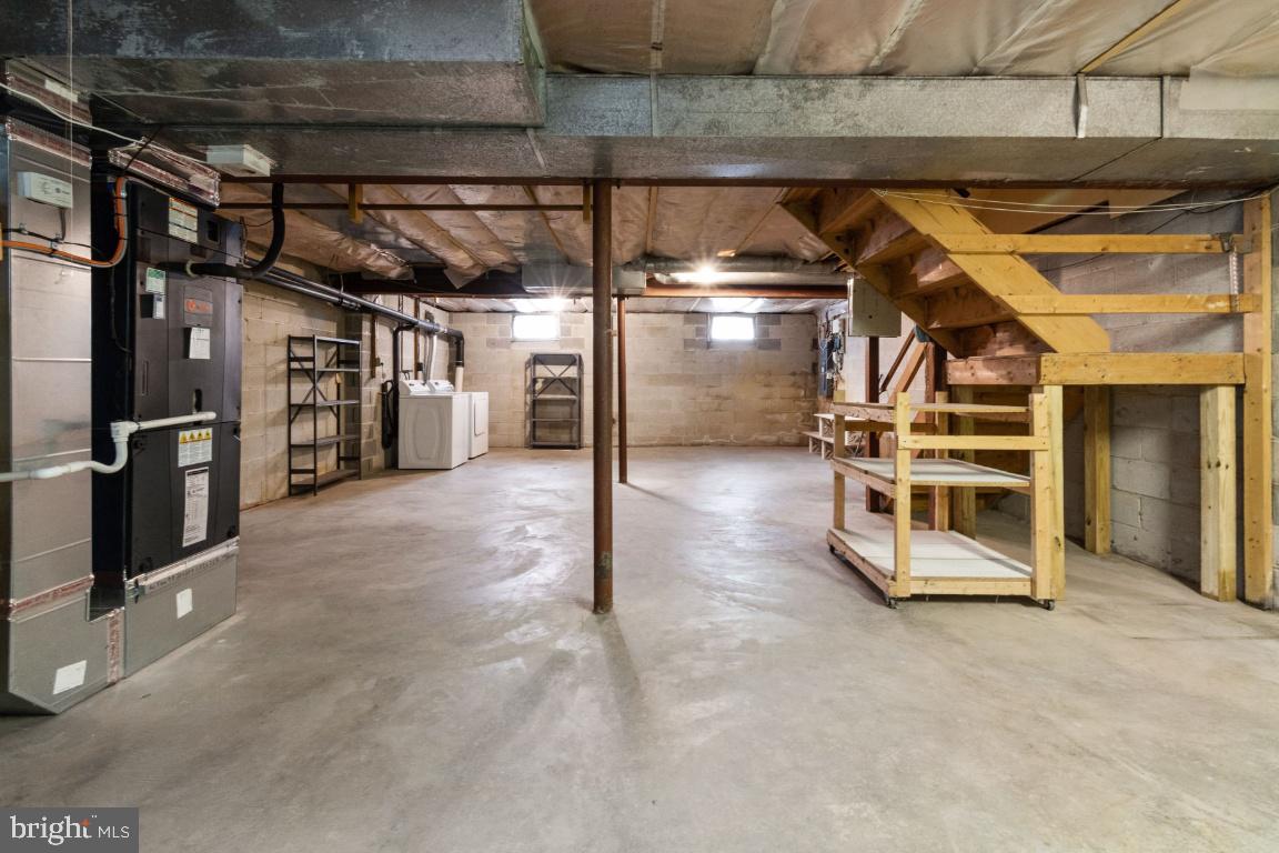 OAK HILL - Residential