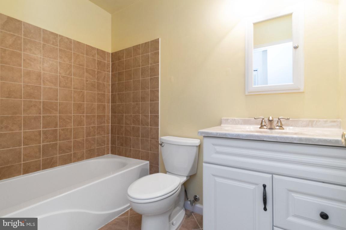 OAK HILL - Residential