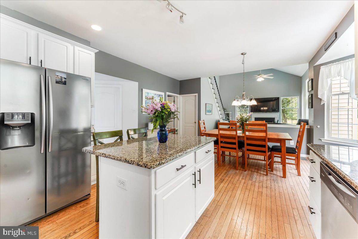 MEADOW RUN - Residential