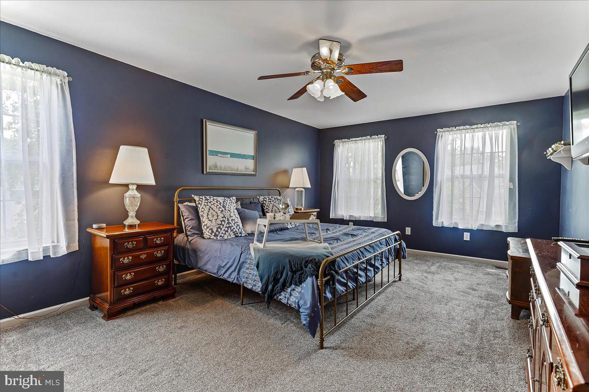 MEADOW RUN - Residential