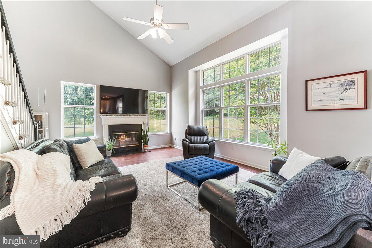 MEADOW RUN - Residential