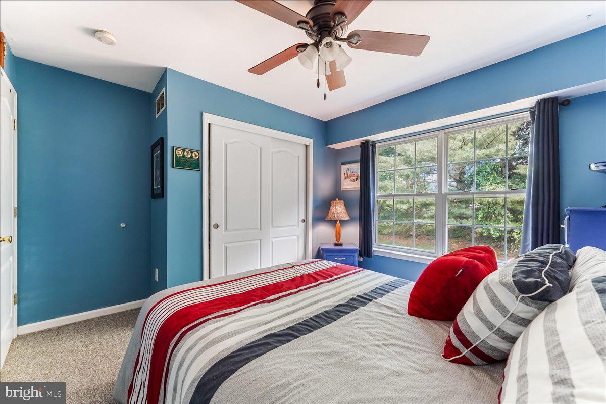 MEADOW RUN - Residential