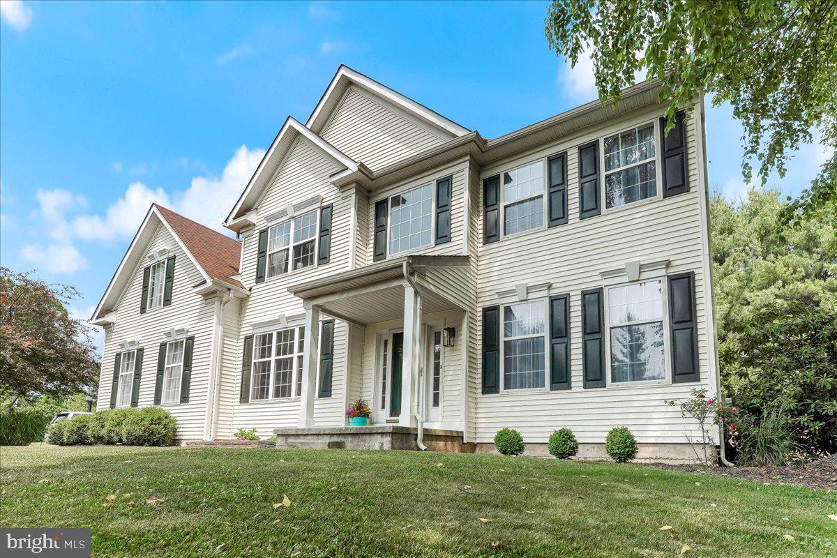 MEADOW RUN - Residential