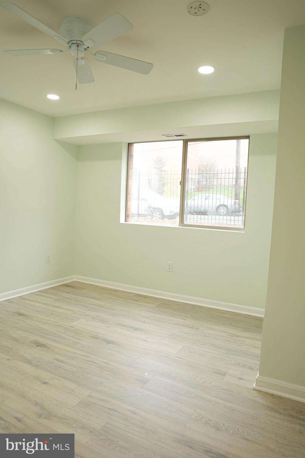 DEANWOOD - Residential