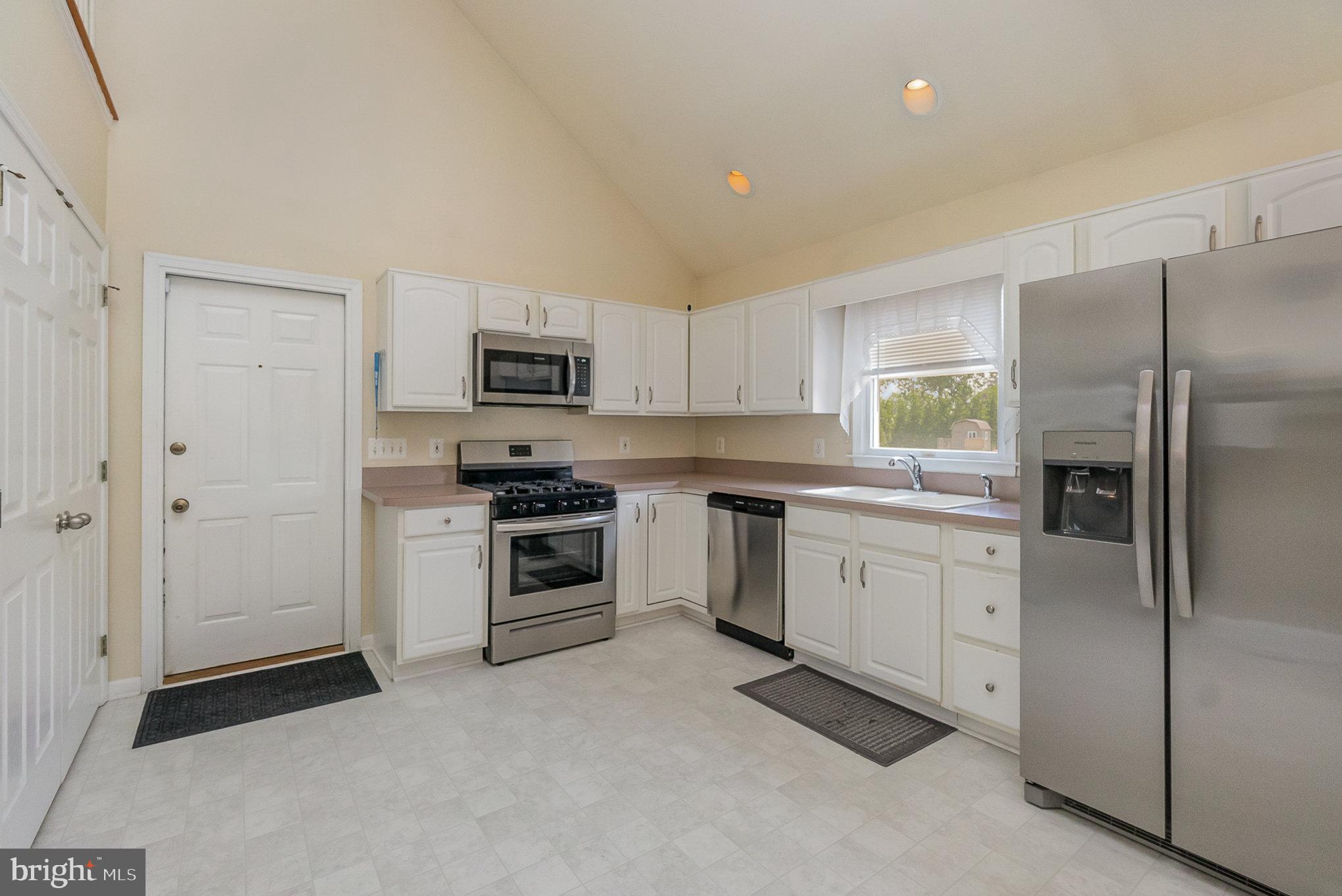 WEST WIND - Residential