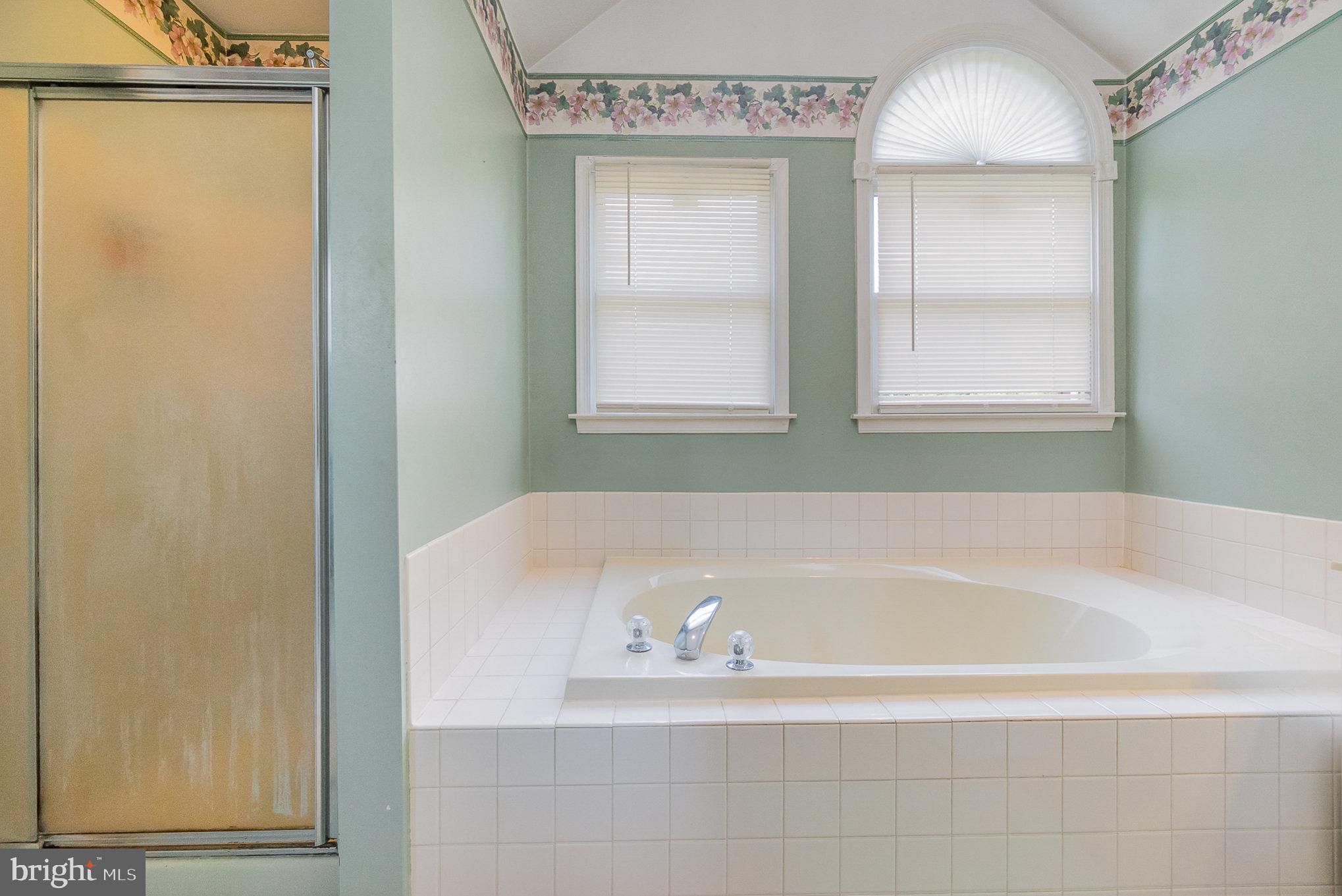 WEST WIND - Residential