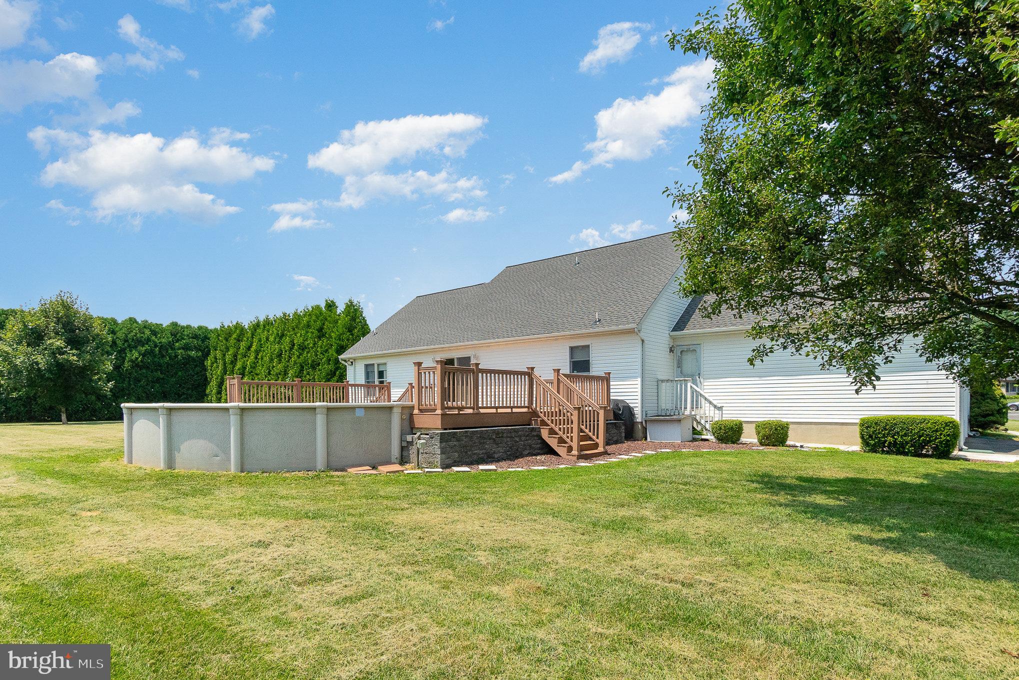 WEST WIND - Residential