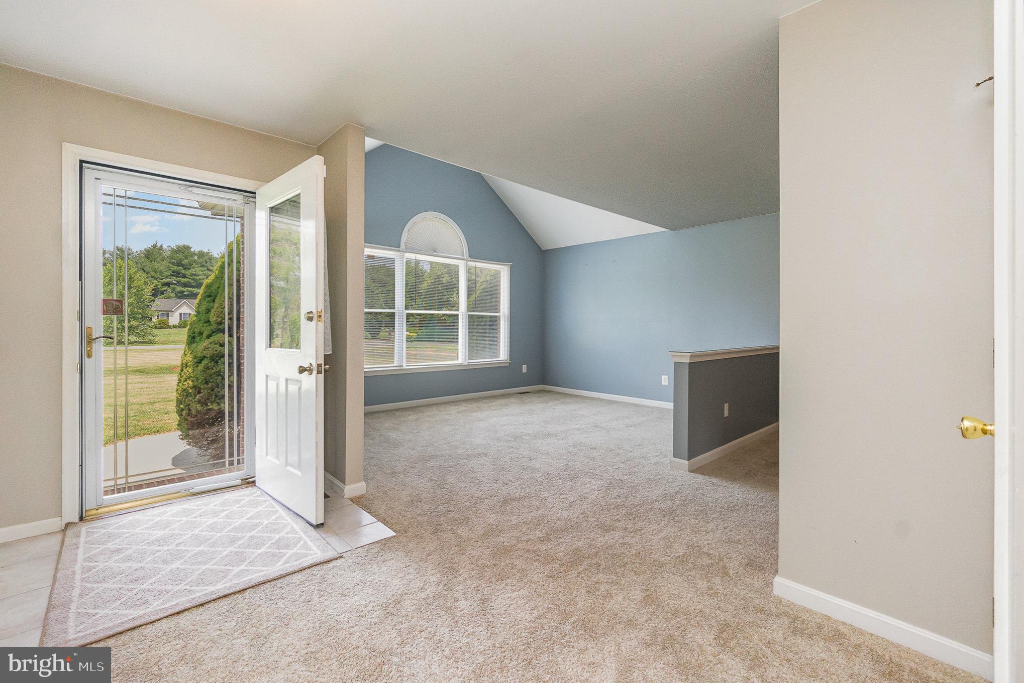 WEST WIND - Residential