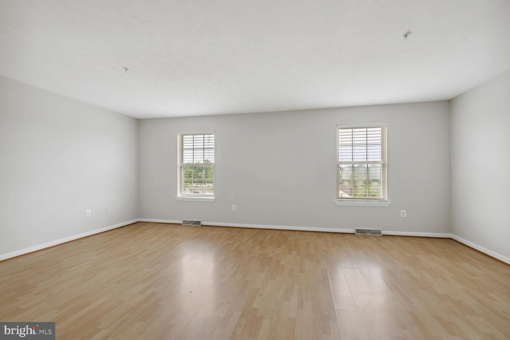 WELLINGTON TRACE - Residential