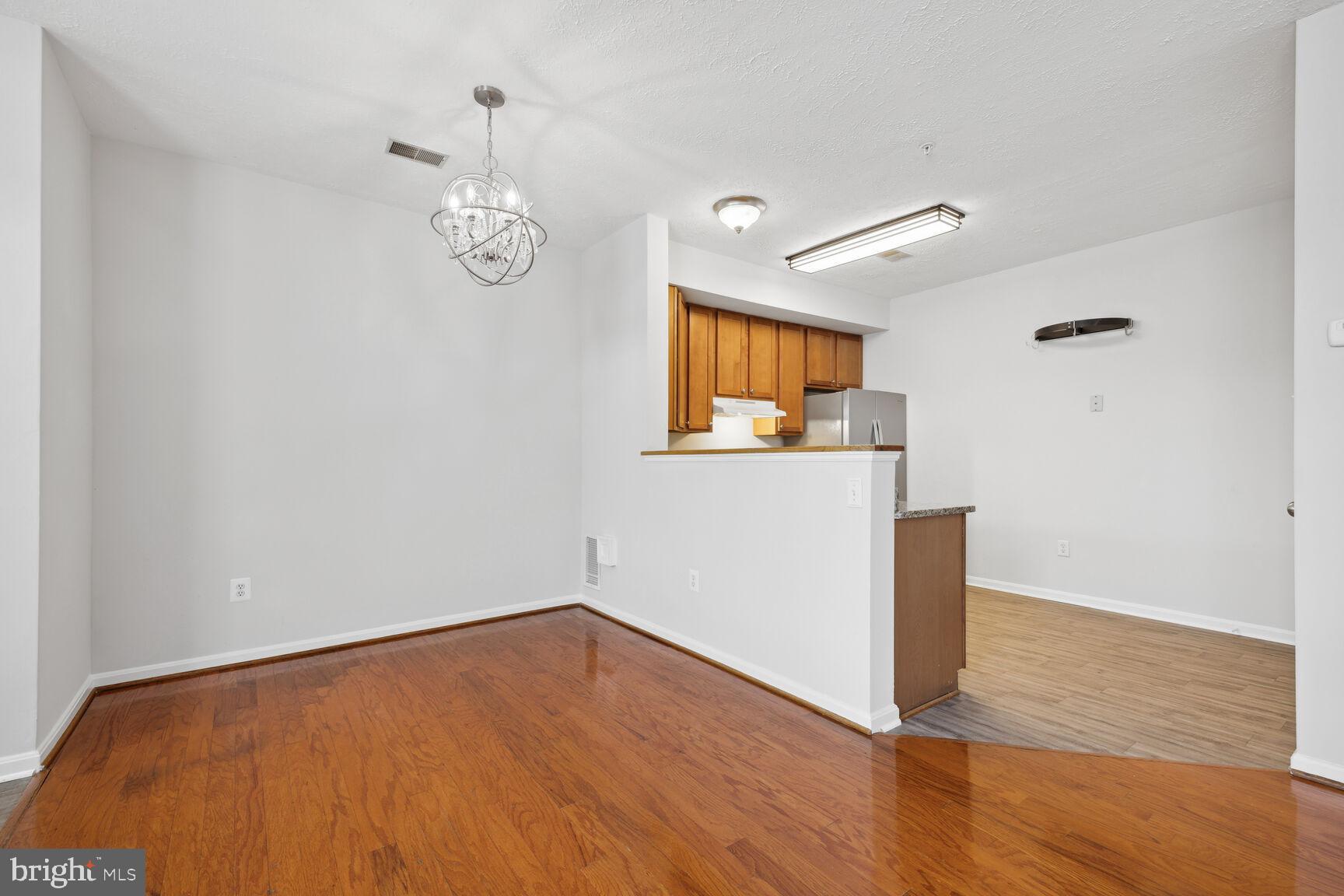 WELLINGTON TRACE - Residential