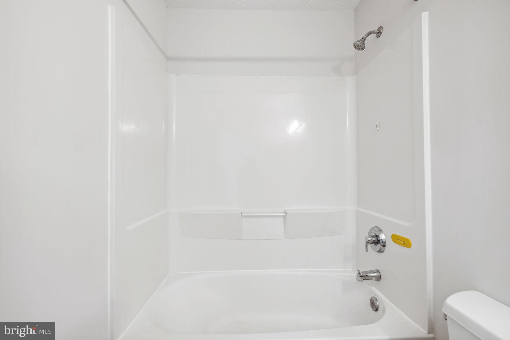 WELLINGTON TRACE - Residential