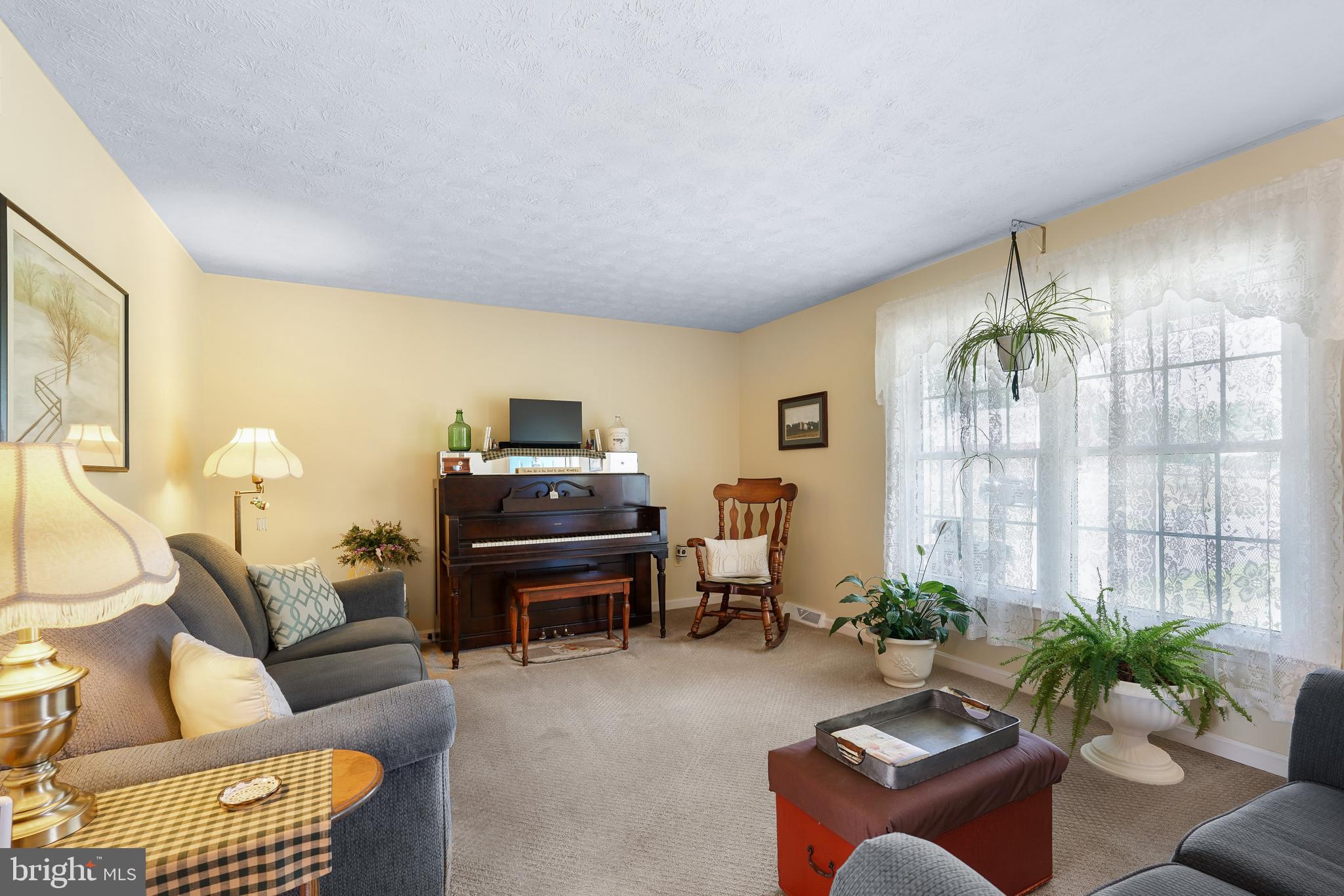 OLD FORT FARM ESTATES - Residential