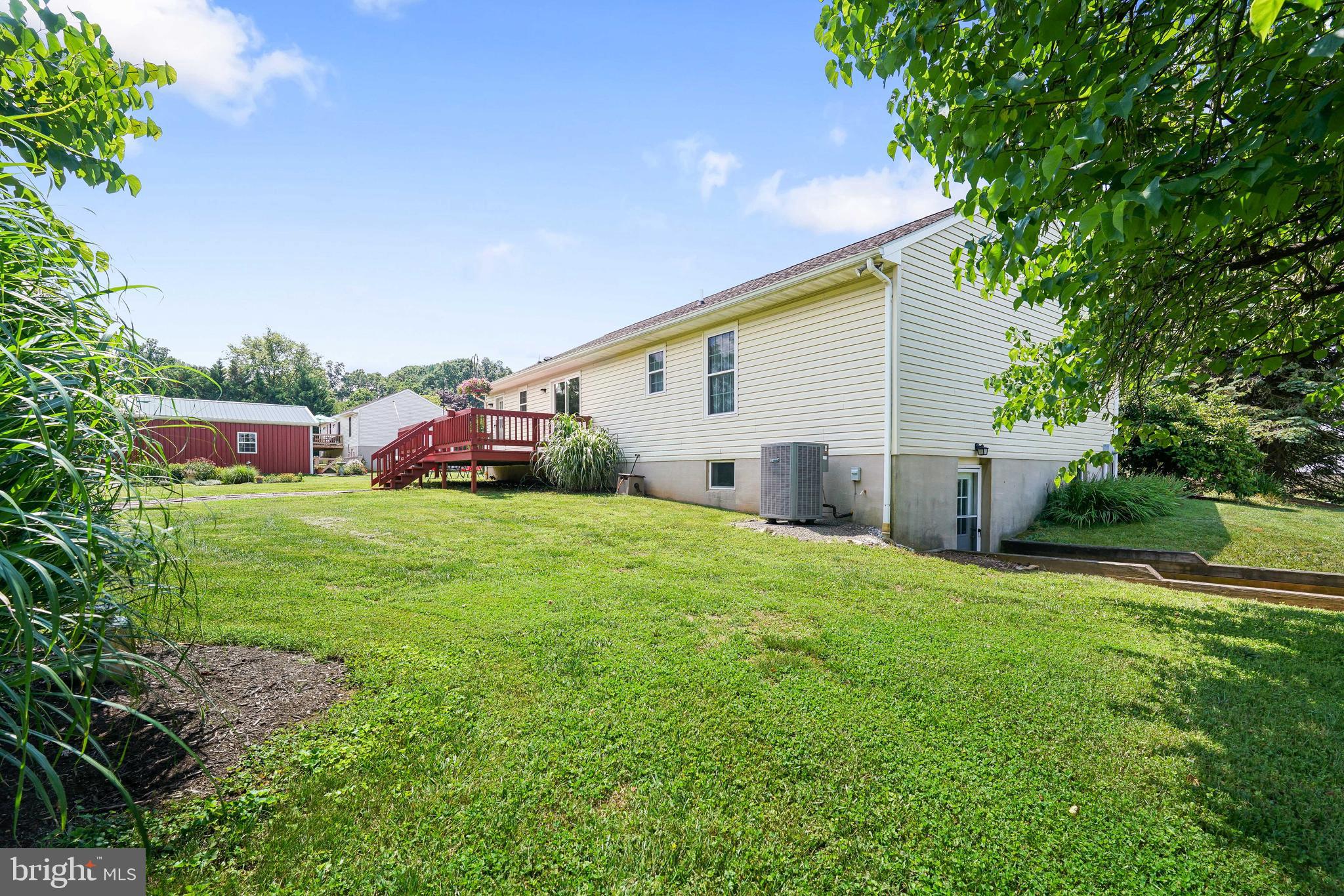 OLD FORT FARM ESTATES - Residential