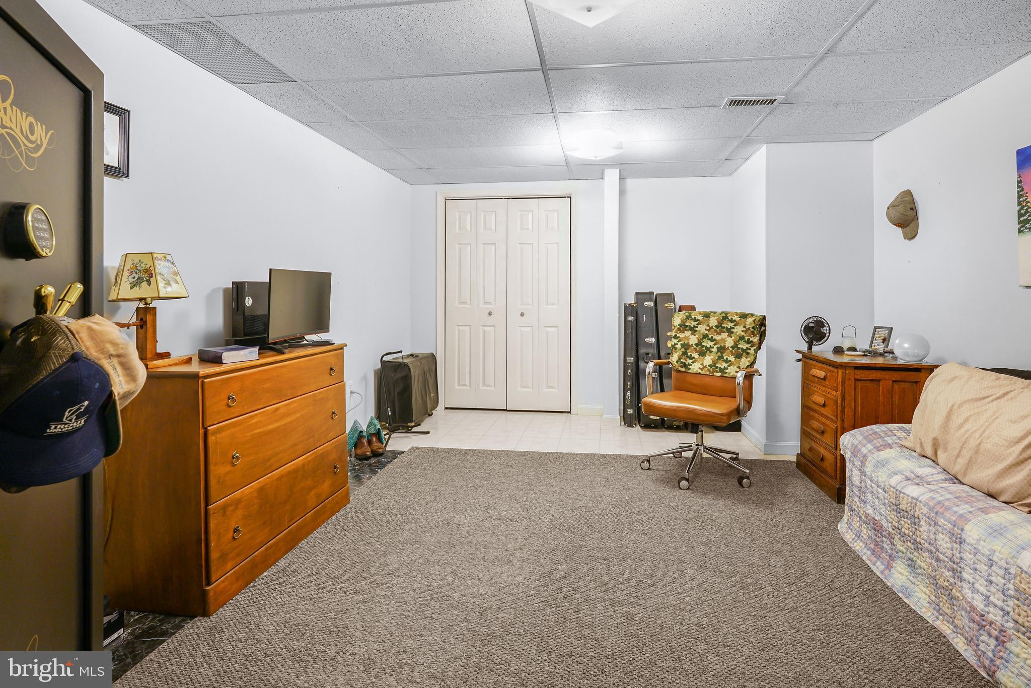 OLD FORT FARM ESTATES - Residential