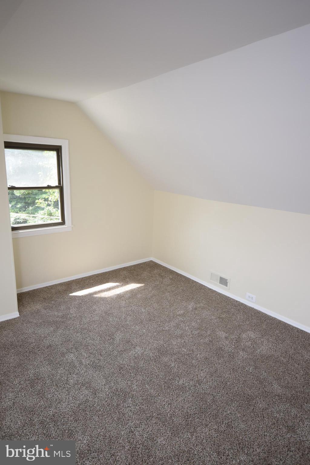 GREEN MEADOWS - Residential