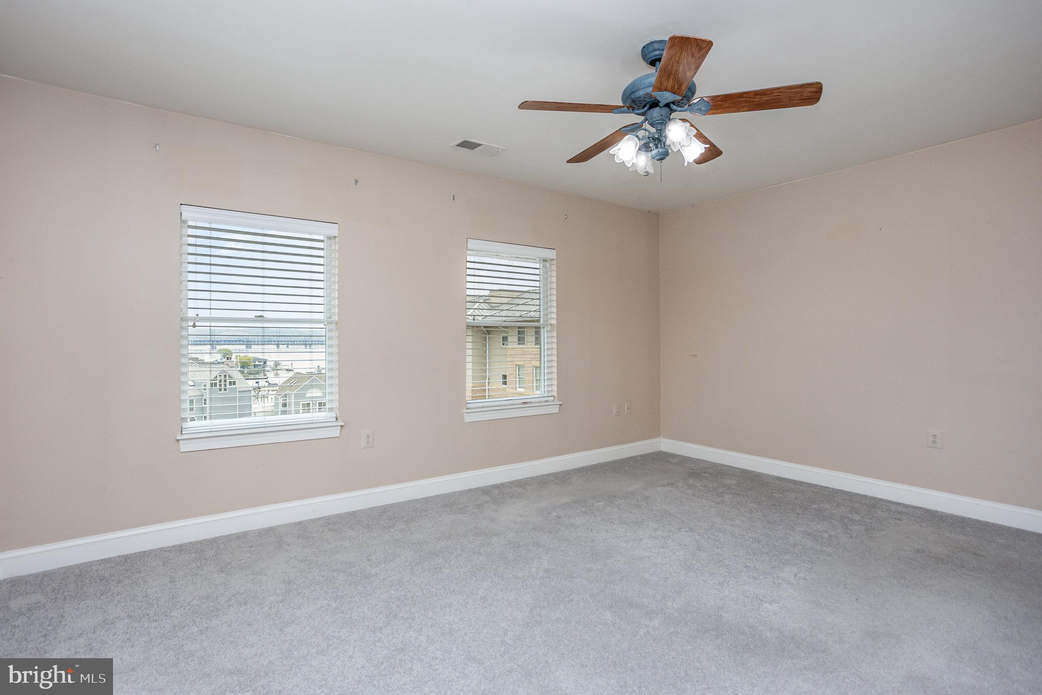 HERON HARBOR - Residential