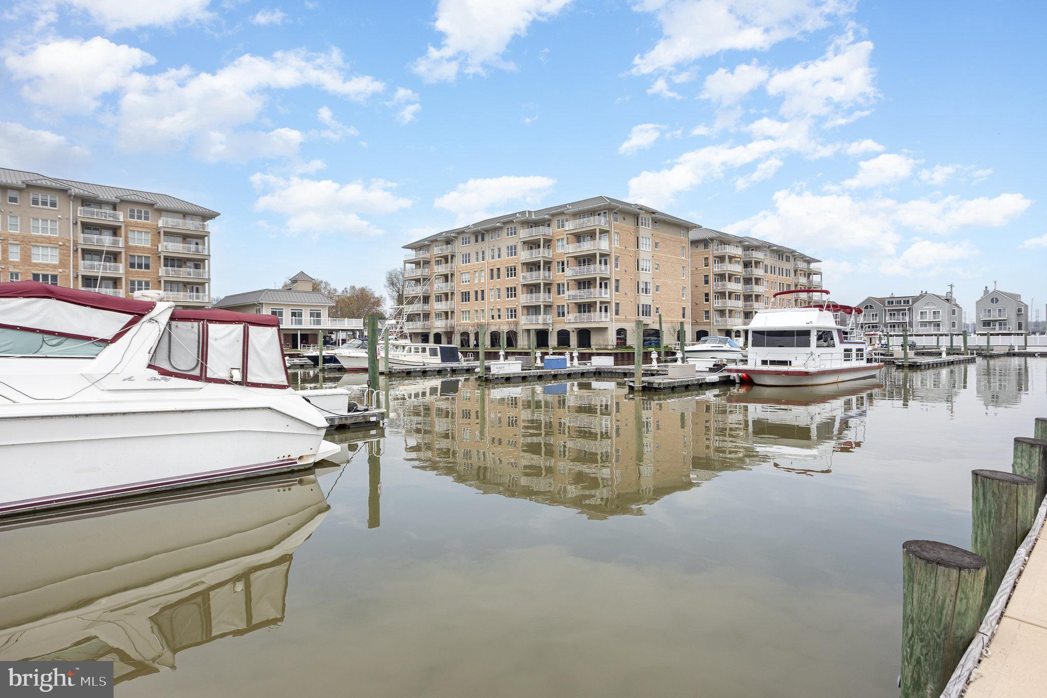 HERON HARBOR - Residential