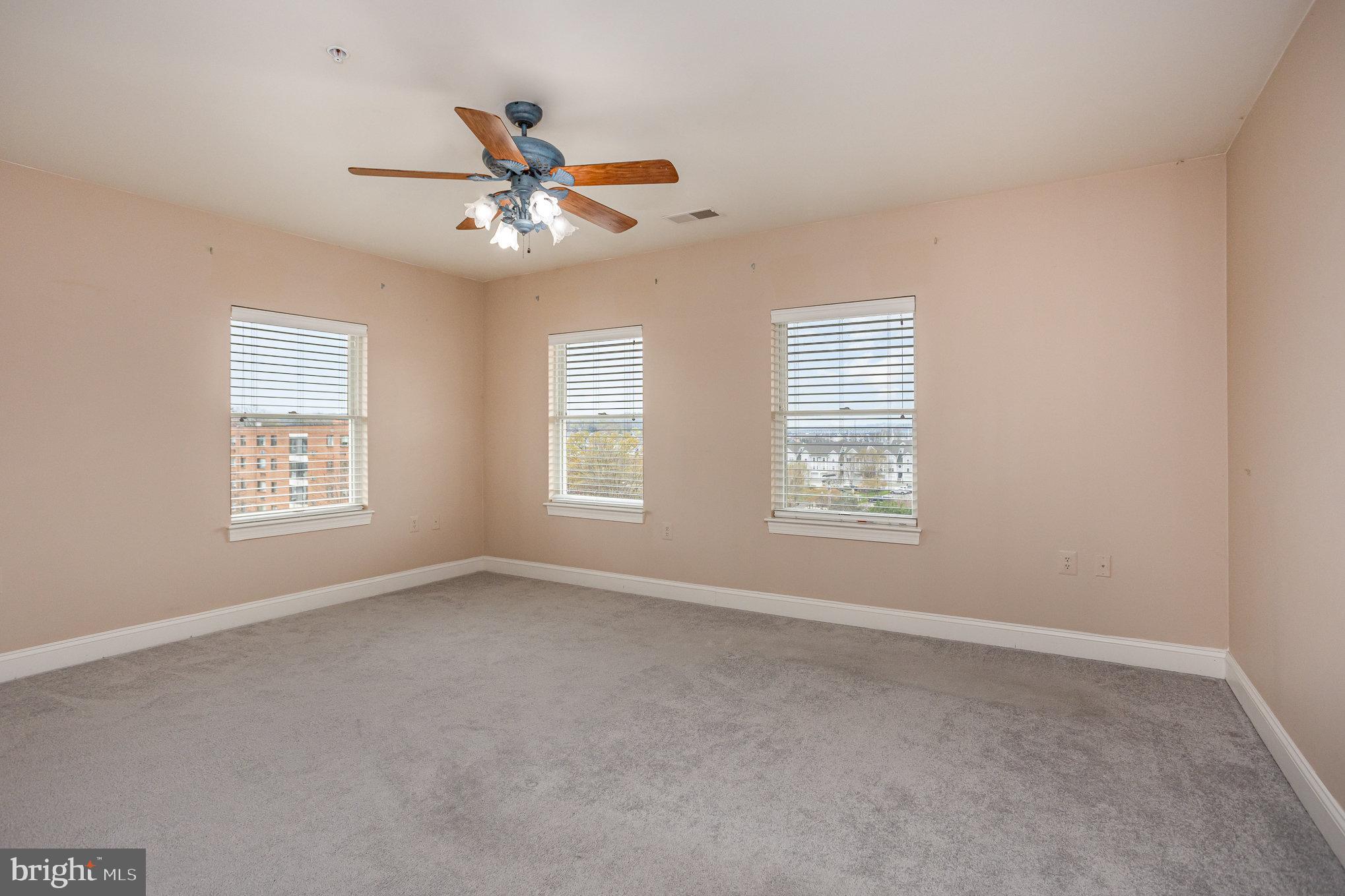 HERON HARBOR - Residential