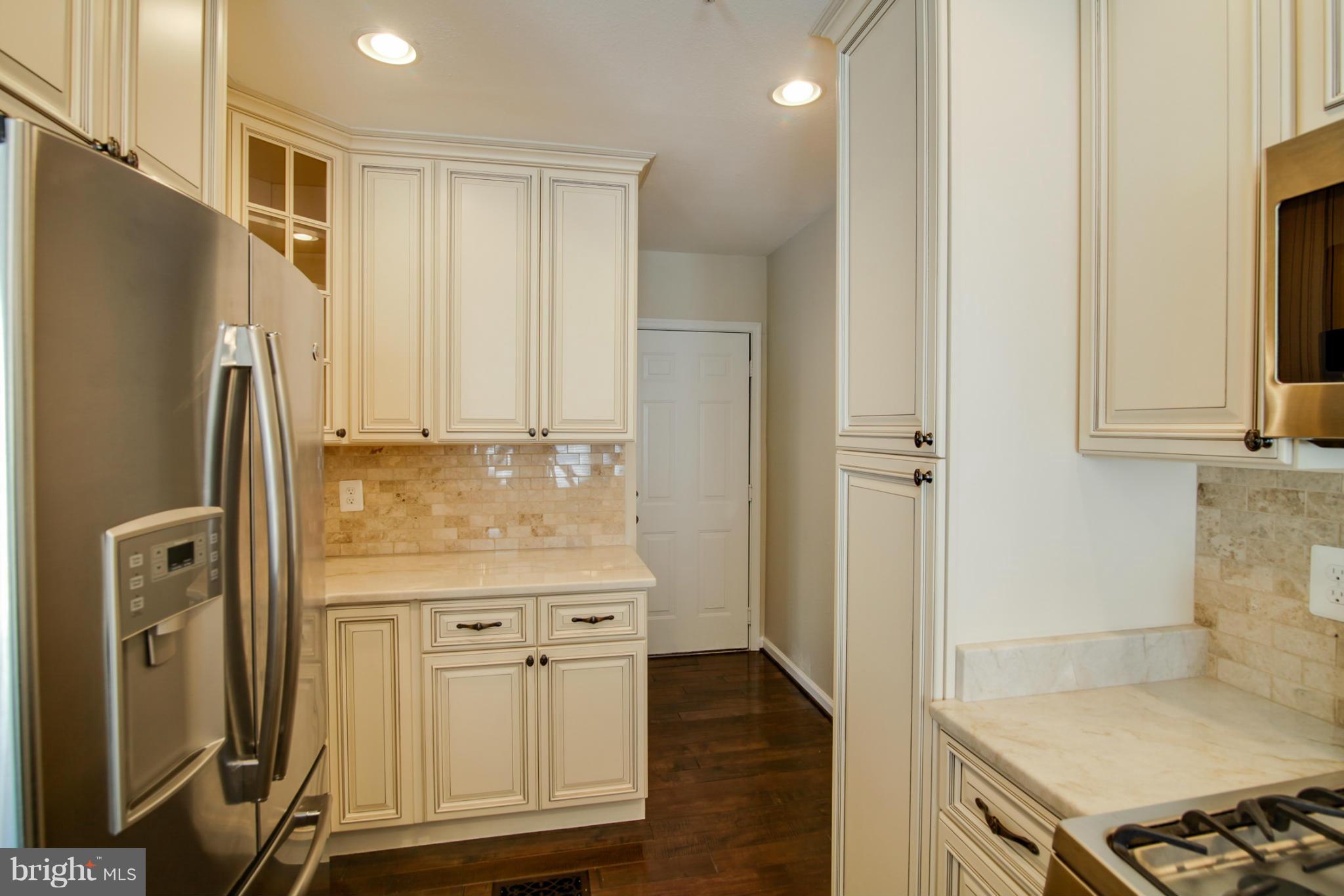 GATES OF FAIR LAKES - Residential