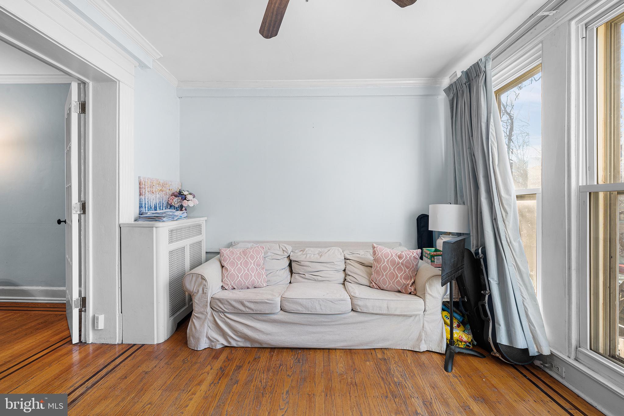 UNIVERSITY CITY - Residential