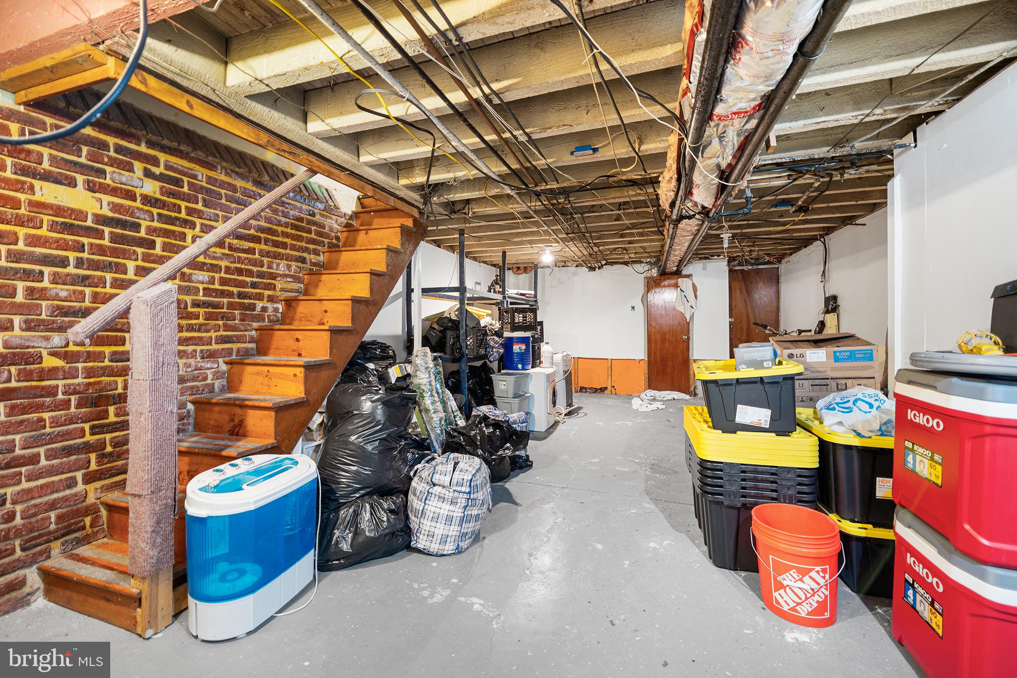 UNIVERSITY CITY - Residential