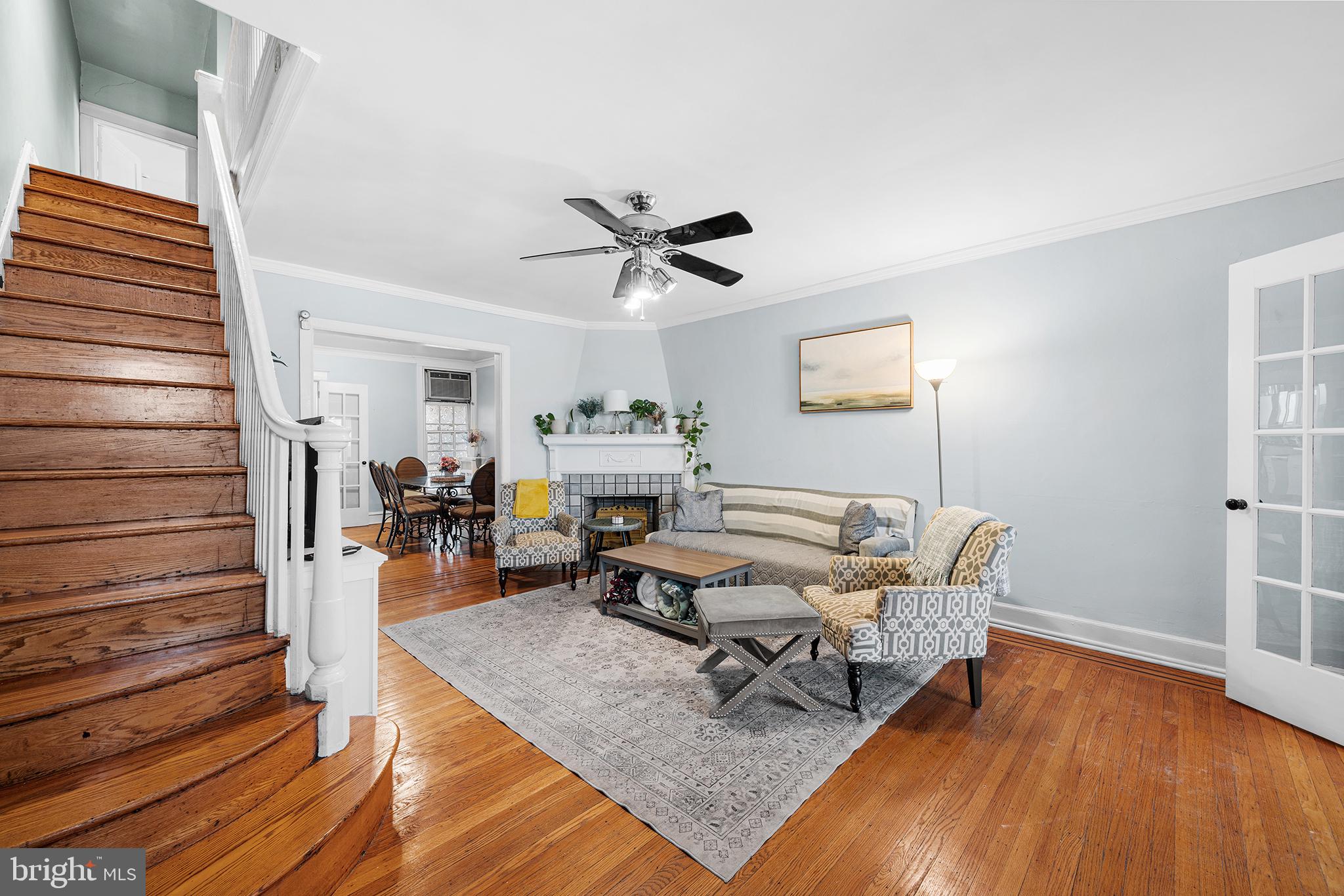 UNIVERSITY CITY - Residential