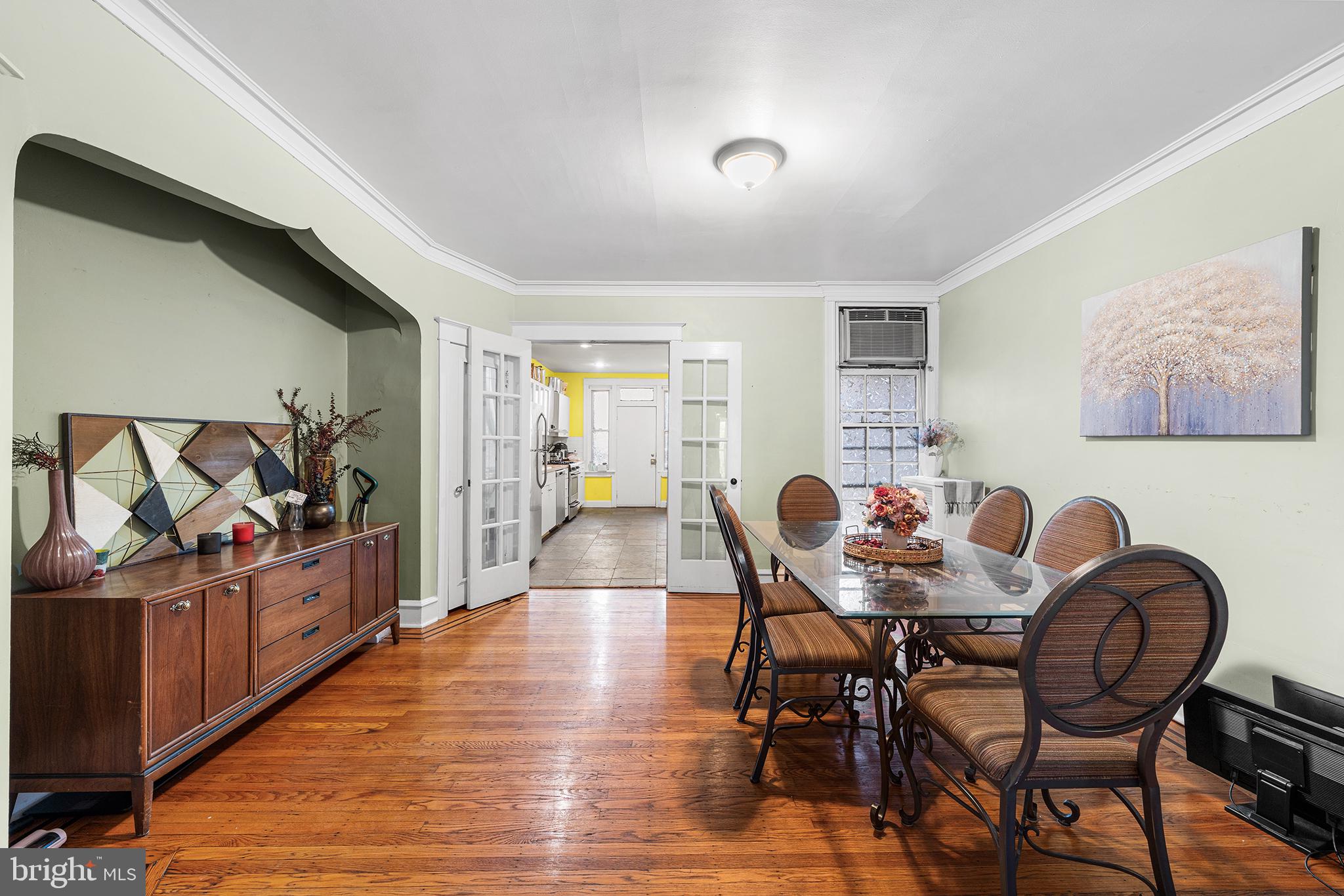 UNIVERSITY CITY - Residential