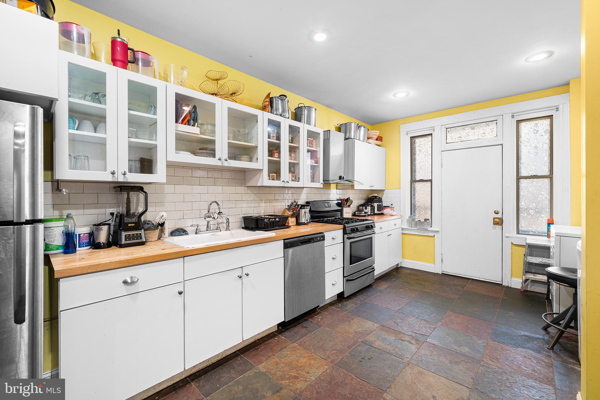 UNIVERSITY CITY - Residential