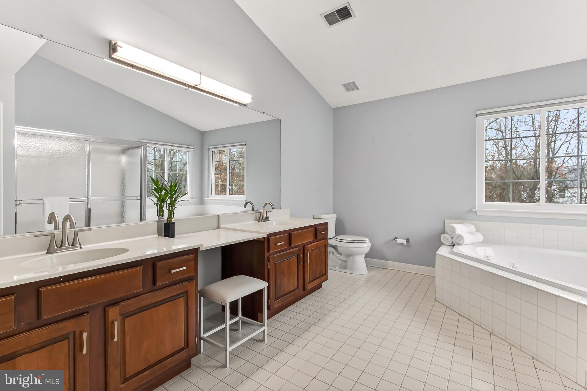 GREAT OAK - Residential