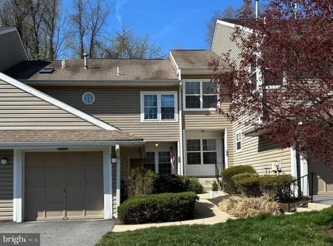 211 Nottingham Court Unit 211, Glen Mills, PA MLS: PADE2108618