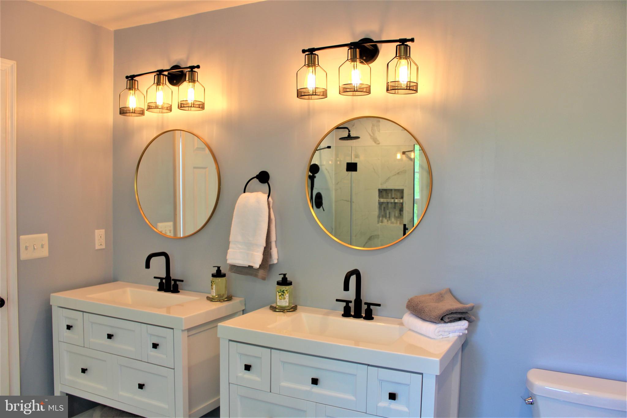 ORANGE ESTATES - Residential