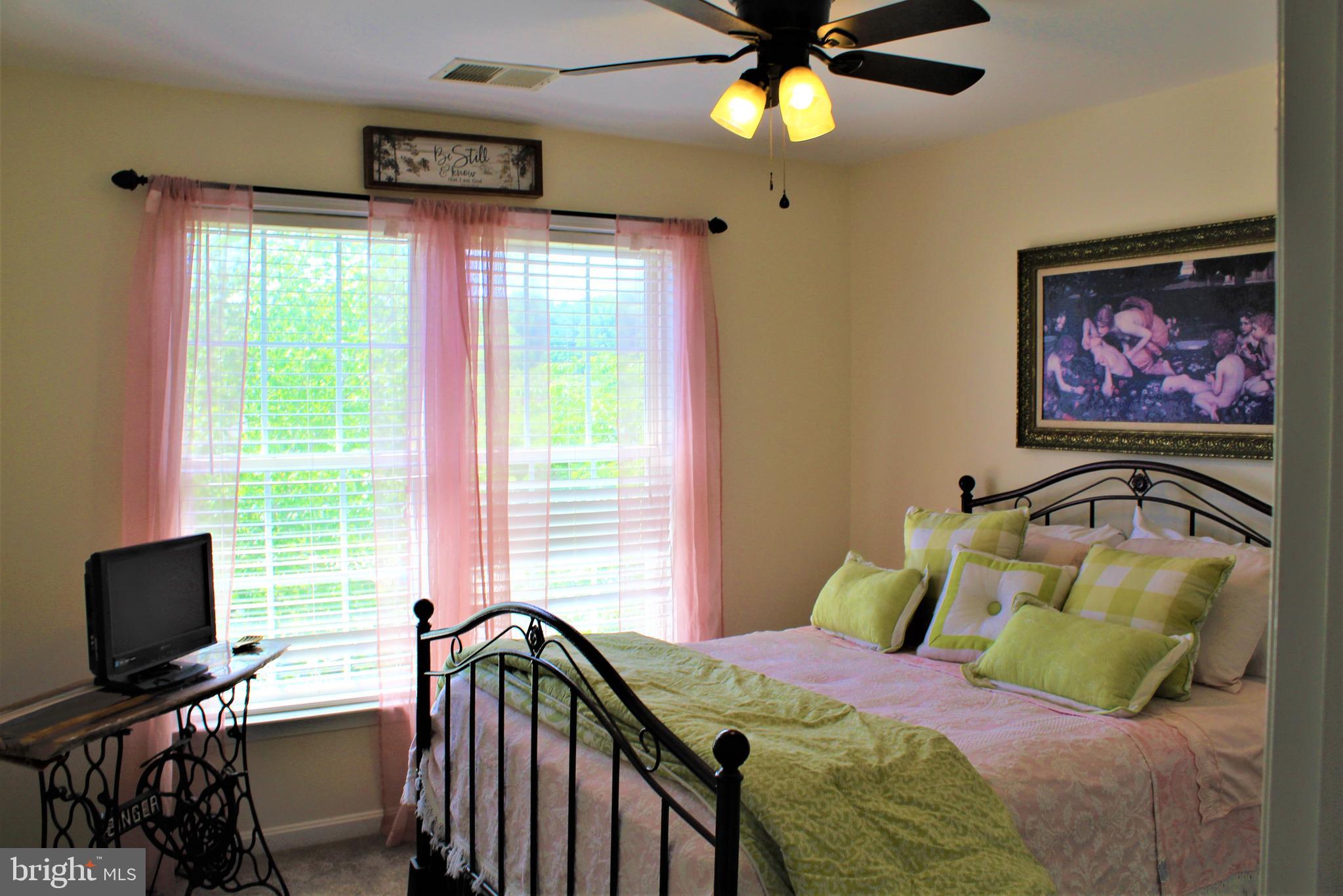 ORANGE ESTATES - Residential