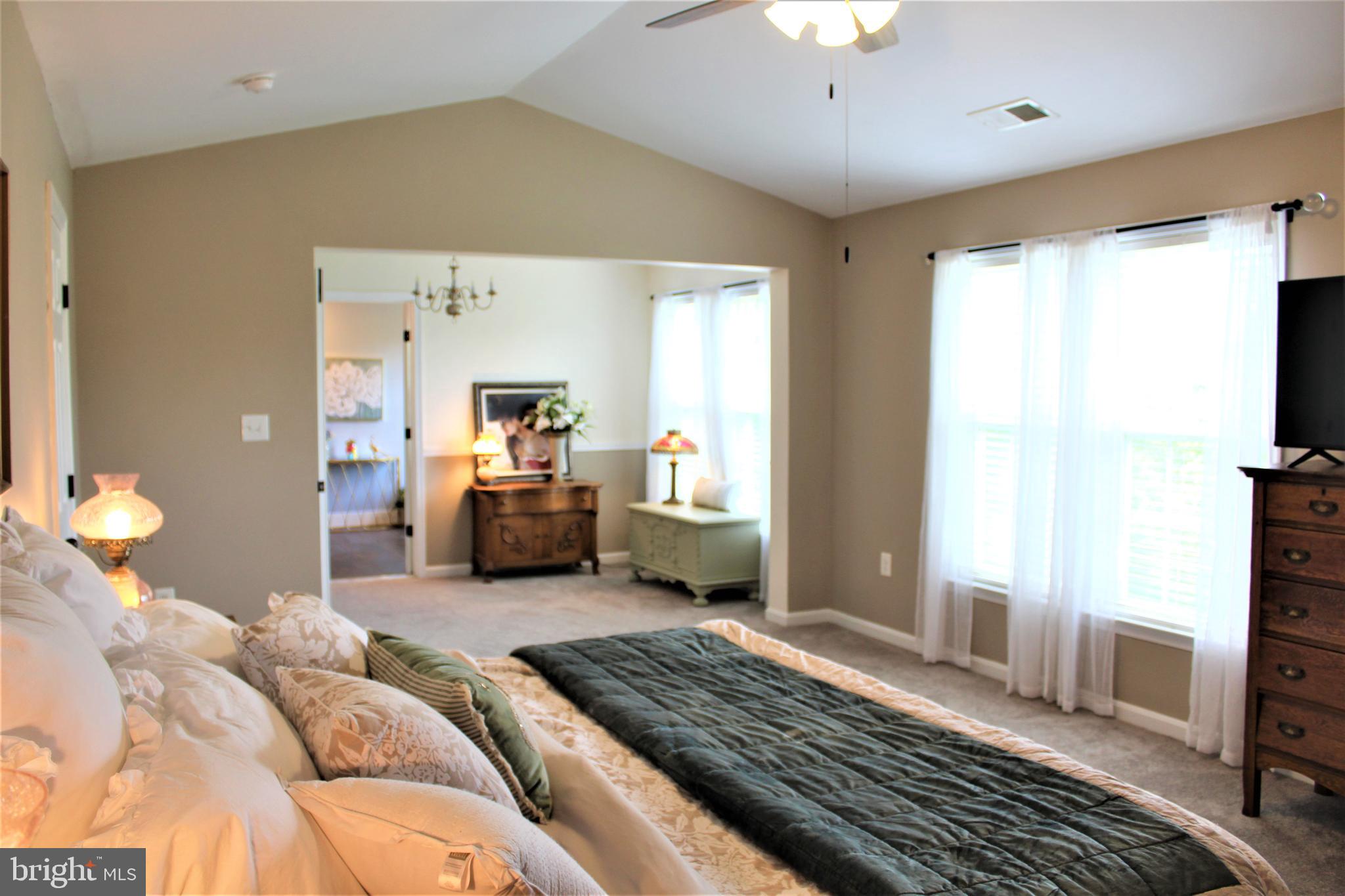 ORANGE ESTATES - Residential