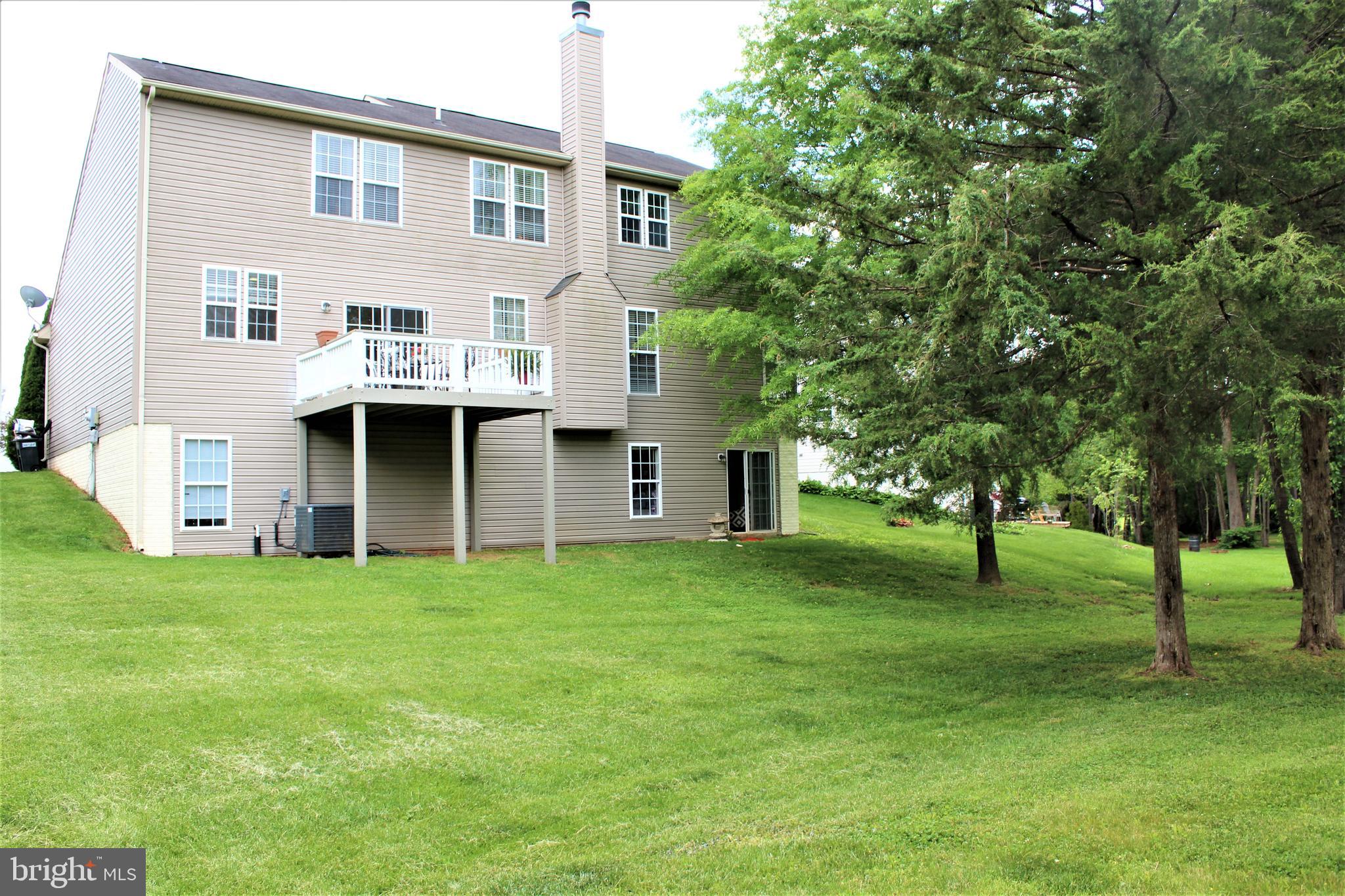 ORANGE ESTATES - Residential