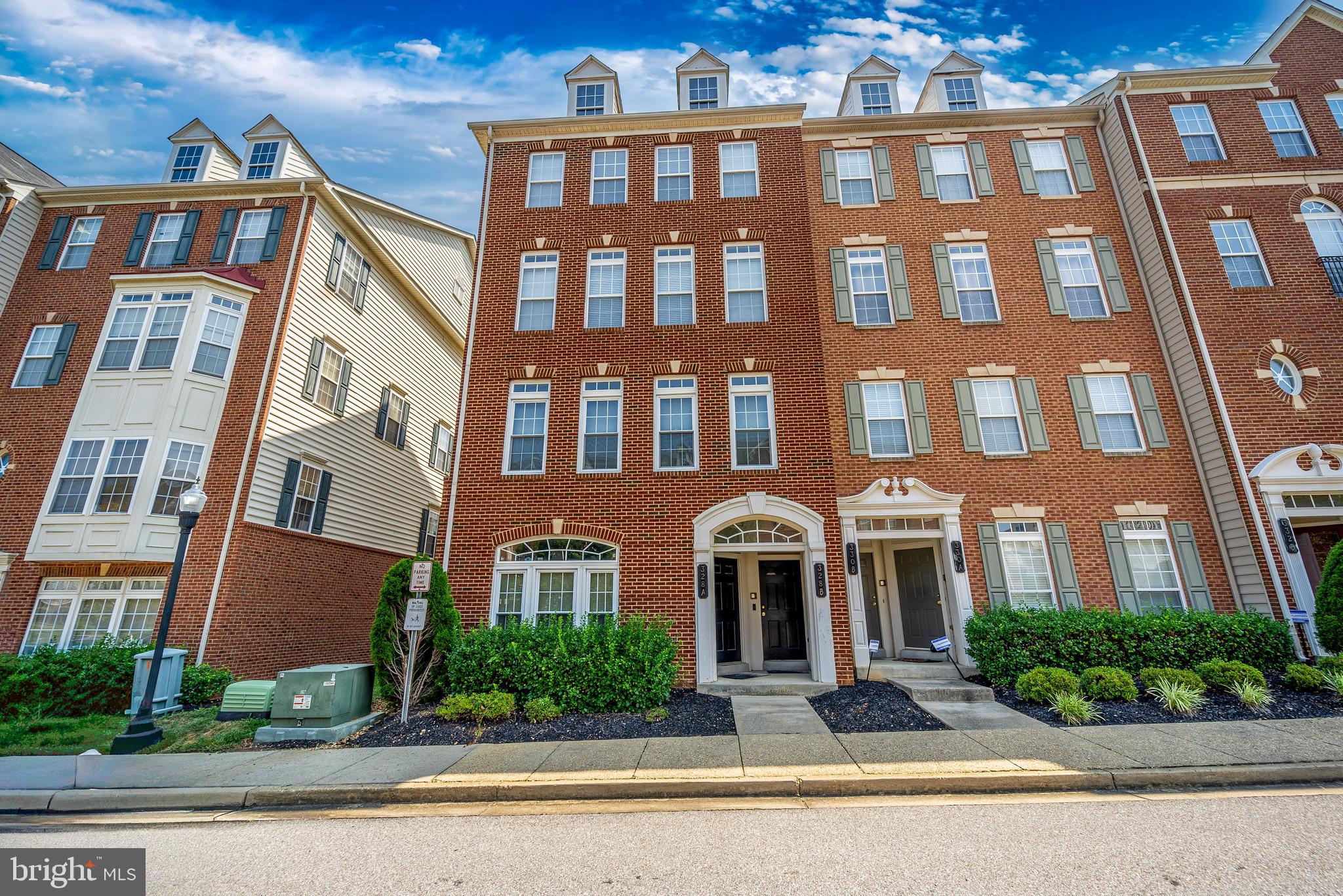 VILLAGES OF POTOMAC AT INDIAN HEAD - Residential Lease