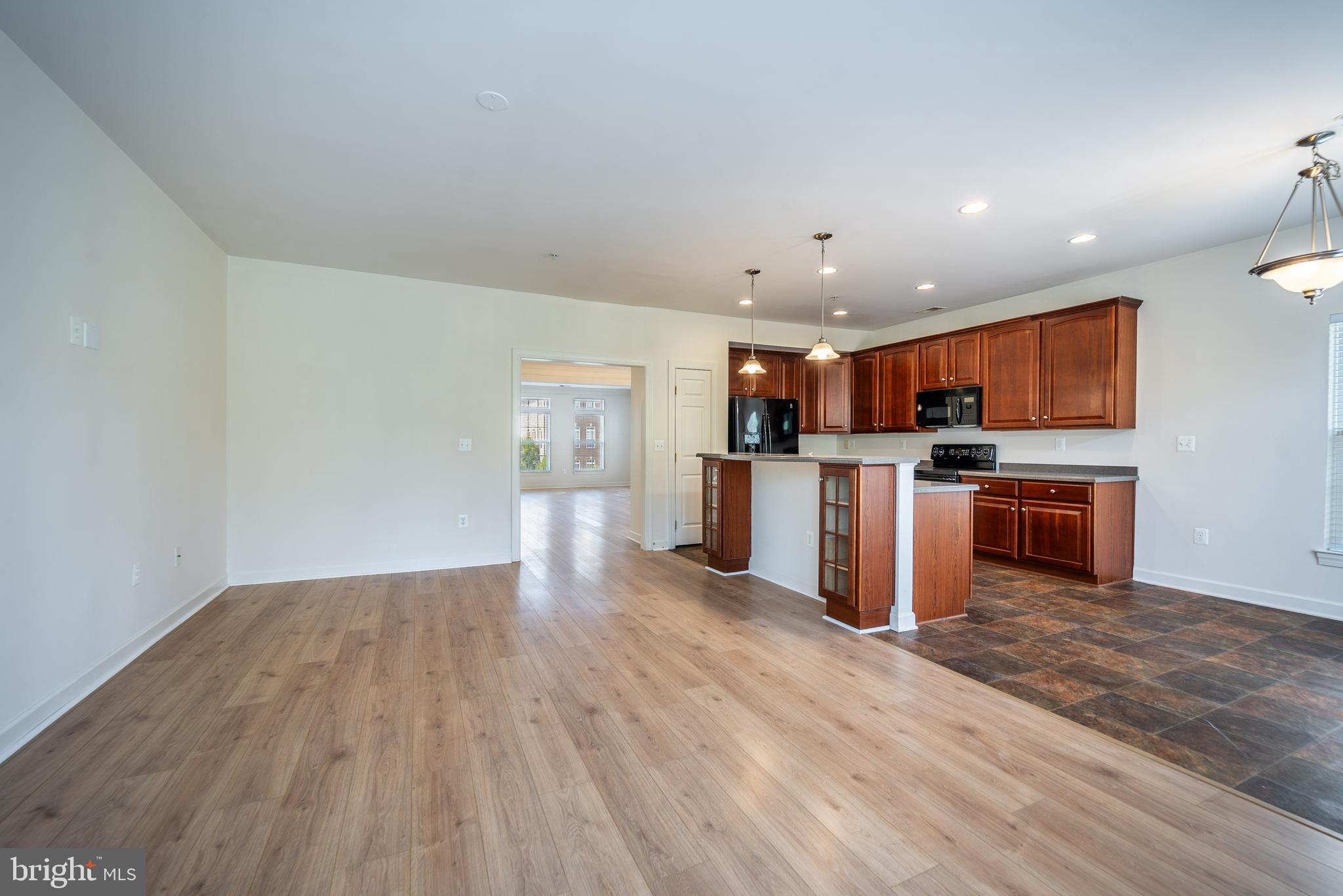 VILLAGES OF POTOMAC AT INDIAN HEAD - Residential Lease