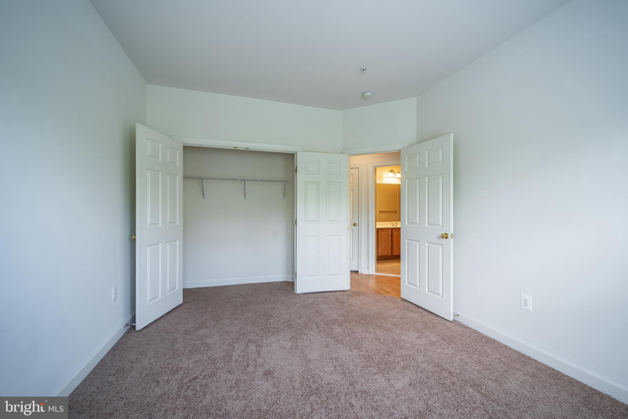 VILLAGES OF POTOMAC AT INDIAN HEAD - Residential Lease