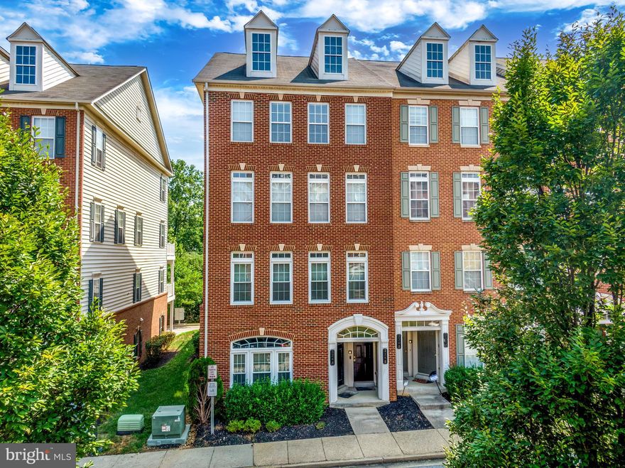 IMMEDIATE AVAILABILITY >> Discover The Perfect Blend Of Comfort And Convenience In This Stunning Rental Property Located On Indian Head Highway - This Spacious Home Features 2,928 Sq Ft Of Living Space With An Open Floor Plan That Includes Three Bedrooms And 2.5 Bathrooms - The Lower Level Boasts A Beautifully Appointed Kitchen Complete With A Cozy Breakfast Nook, Alongside A Welcoming Living Room And A Convenient Half Bath - Step Outside To Enjoy The Serene Deck Overlooking A Peaceful Backyard—ideal For Relaxation And Outdoor Entertainment - The Upper Level Is Designed With A Primary Bedroom That Includes A Luxurious Master Bath, Providing A Private Retreat And The Two Additional Bedrooms Share A Full Bath, Accommodating Family And Guests Alike - Great Location Situated Near The Naval Support Base Indian Head And Offers A Direct Access To Washington, DC & Alexandria, This Home Is Also Just Minutes Away From The Excitement Of National Harbor & MGM (Convenient Shopping Nearby Too) - Link For The Application: Please Contact The Listing Agent.