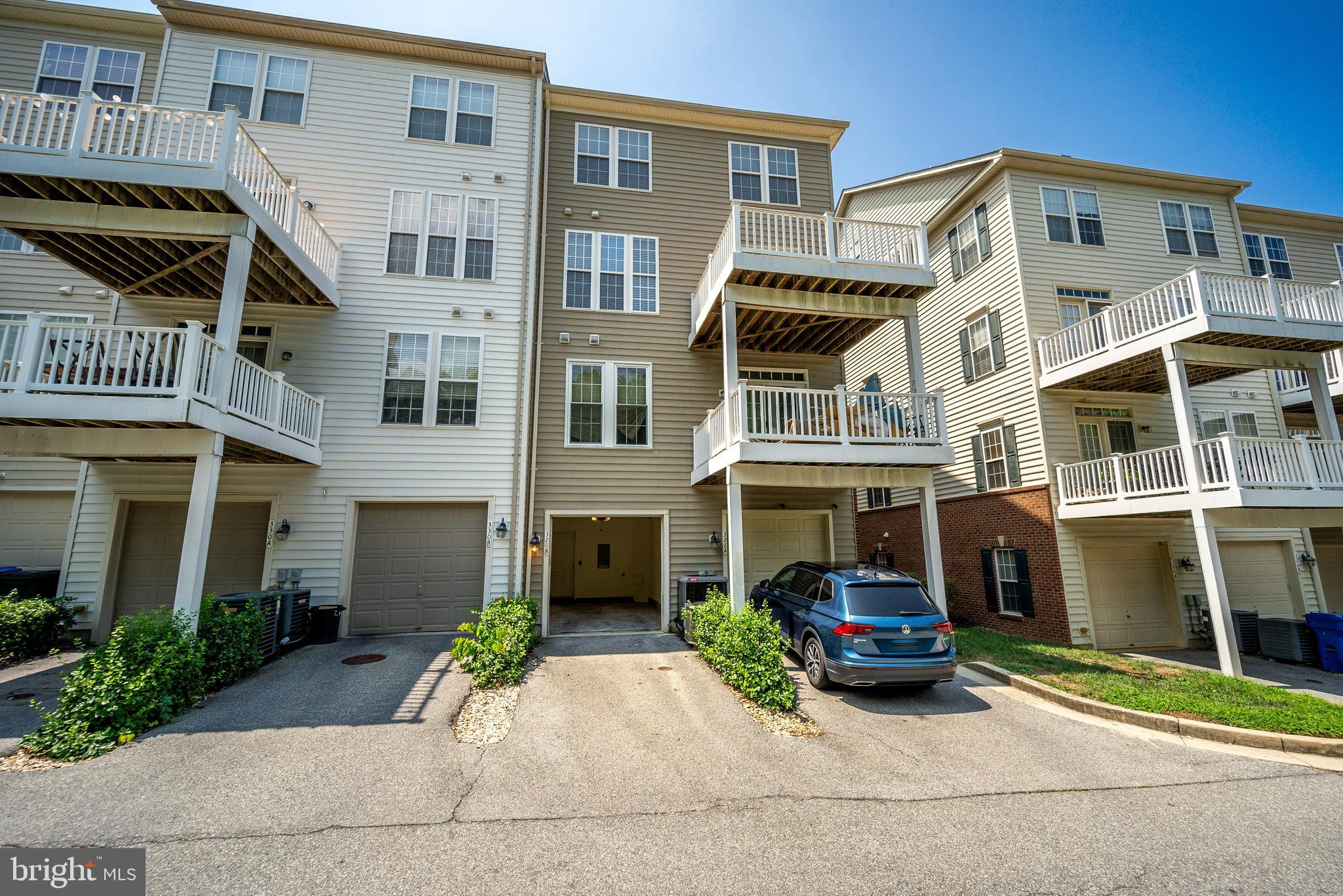 VILLAGES OF POTOMAC AT INDIAN HEAD - Residential Lease