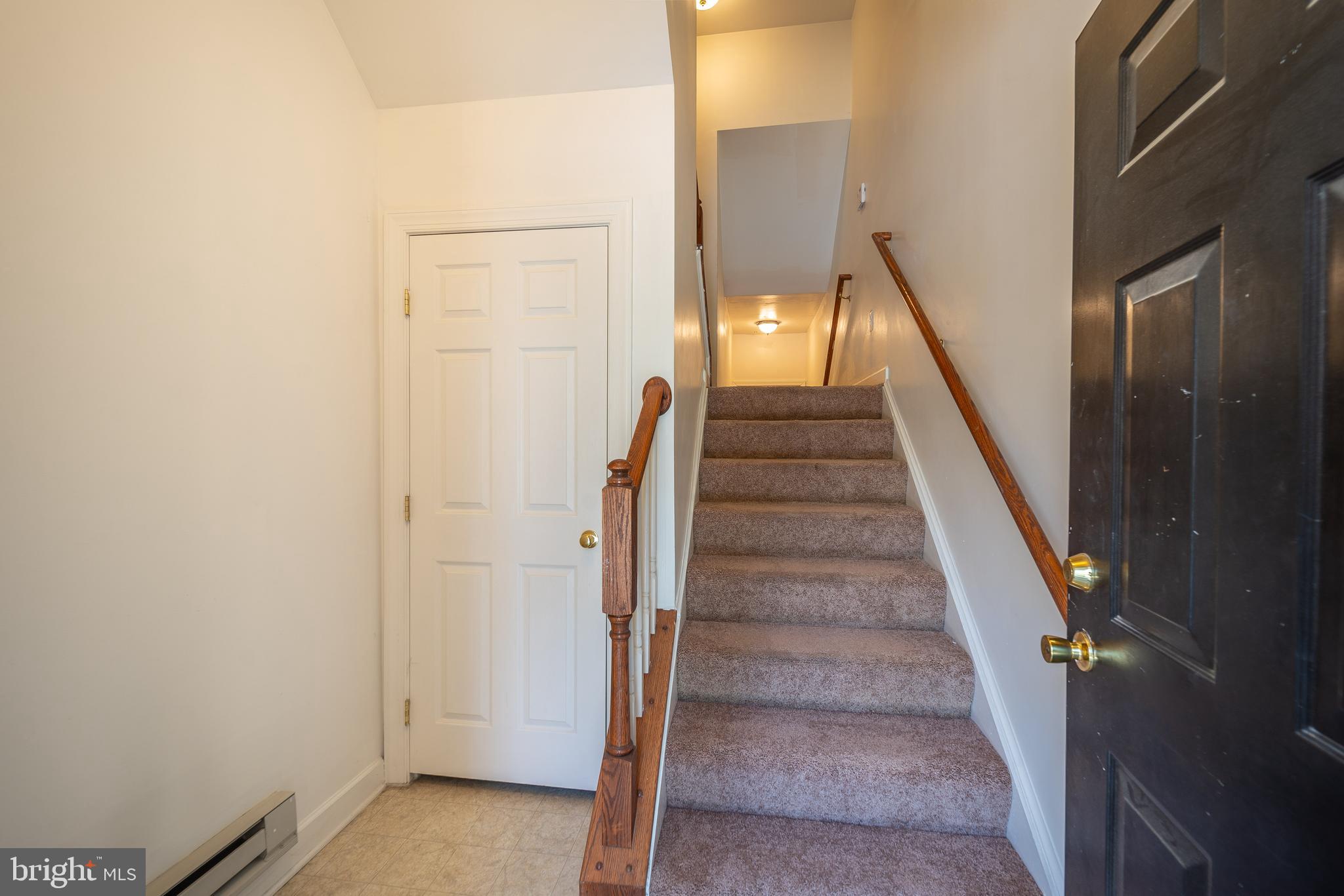 VILLAGES OF POTOMAC AT INDIAN HEAD - Residential Lease