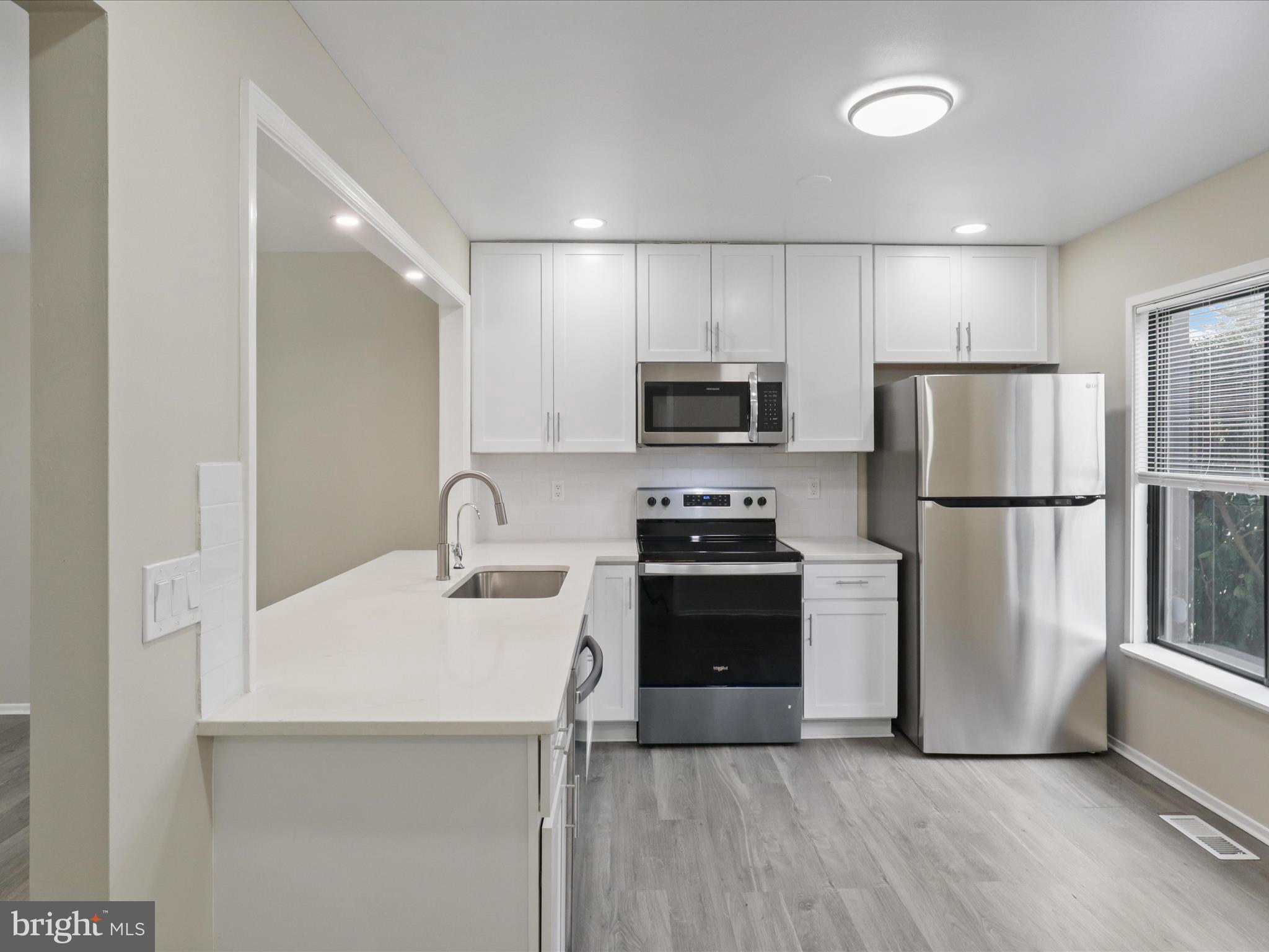 ARROWHEAD - Residential