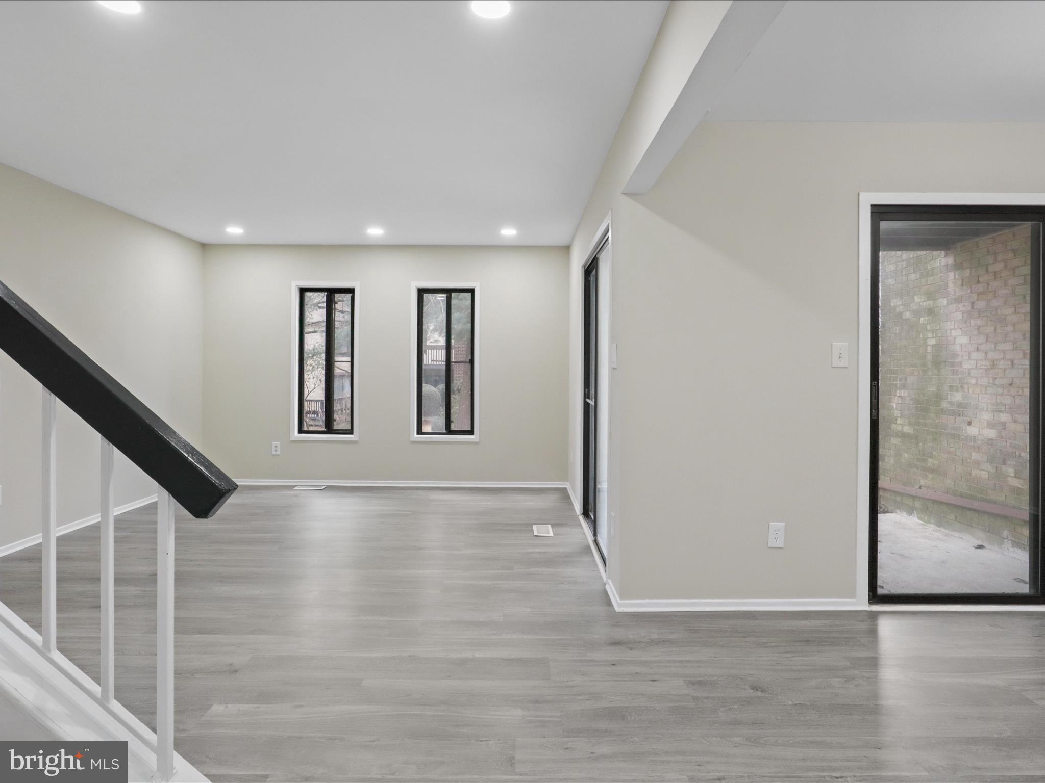 ARROWHEAD - Residential