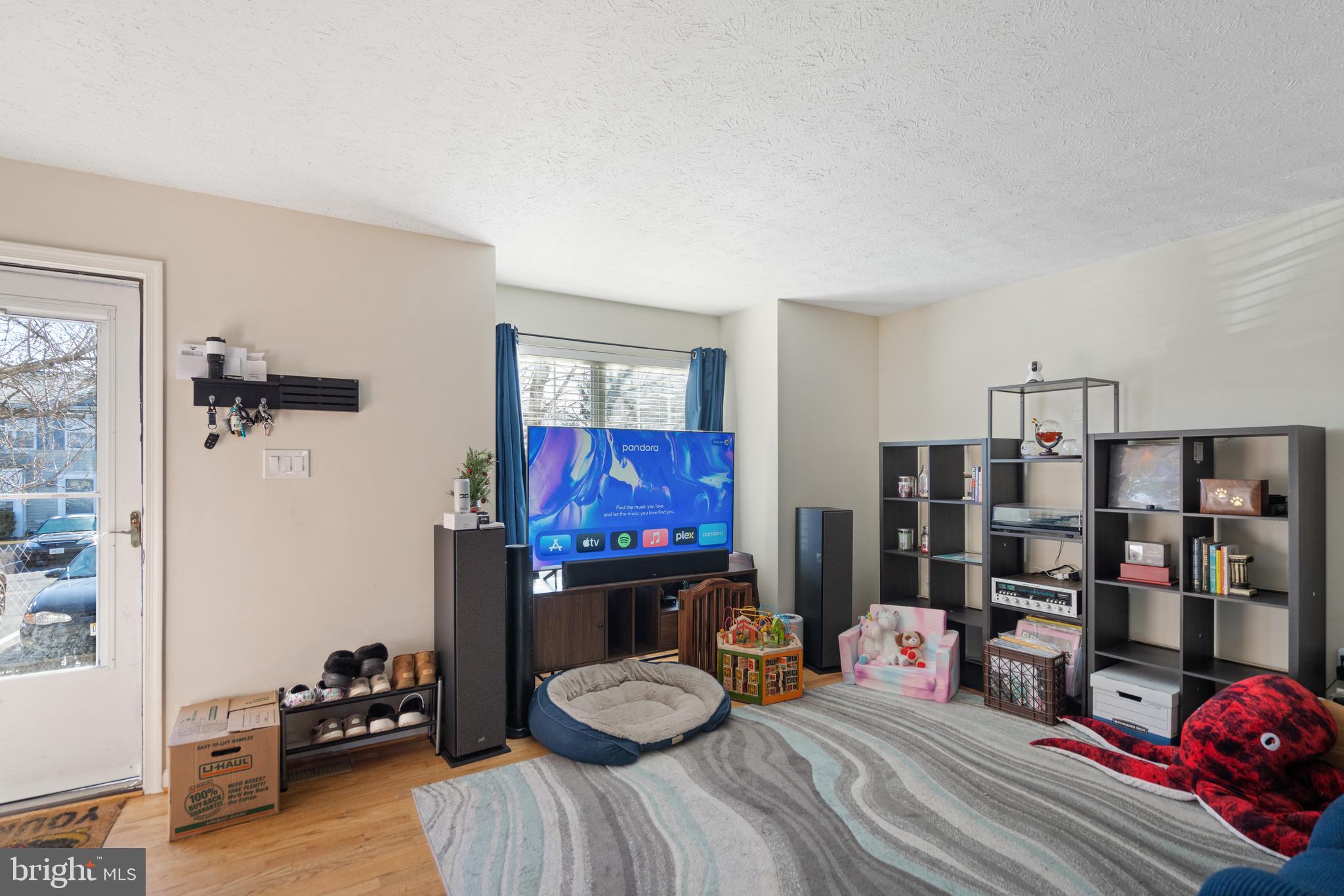 HUNTINGTON MEADOWS - Residential