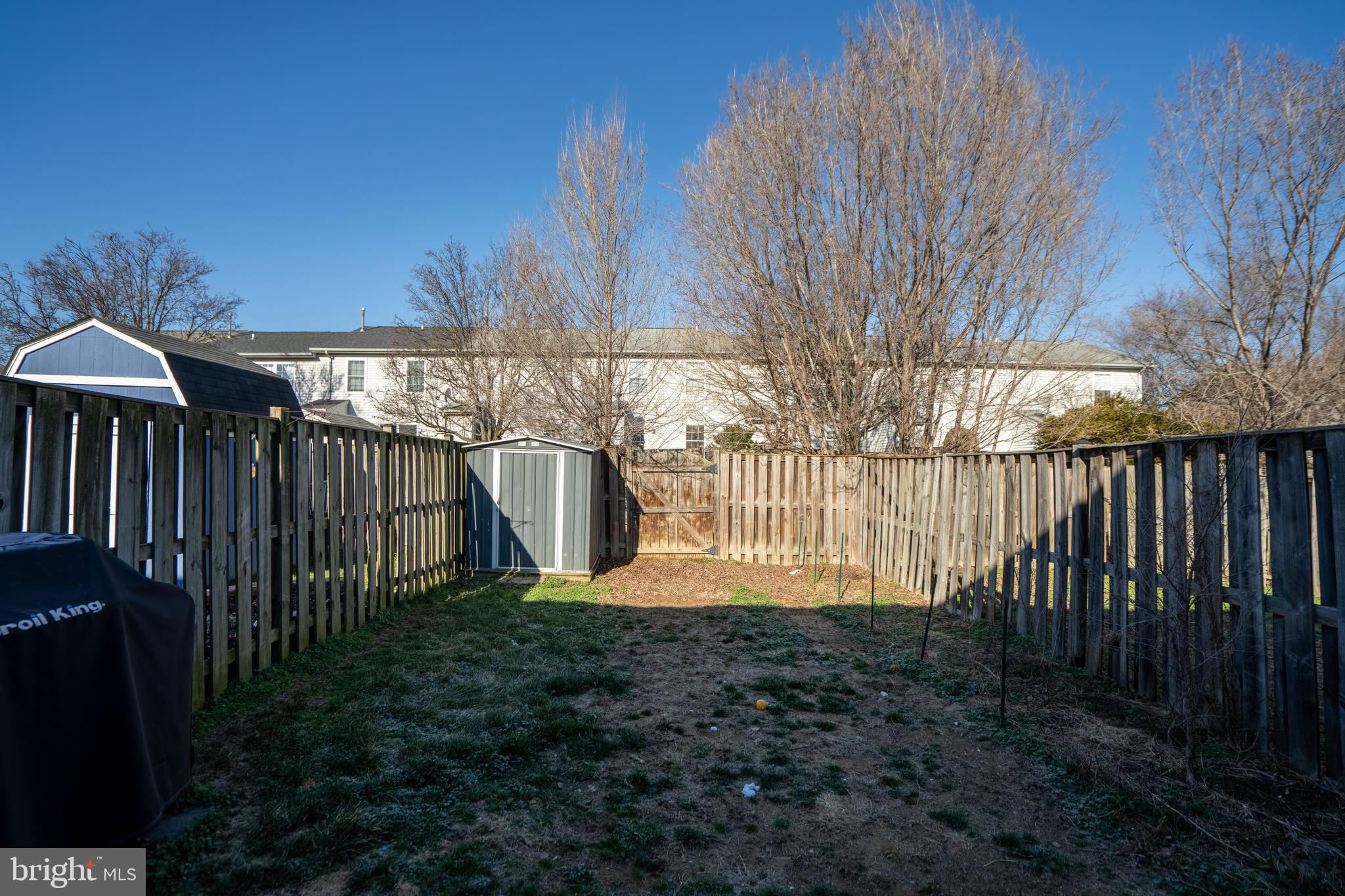 HUNTINGTON MEADOWS - Residential