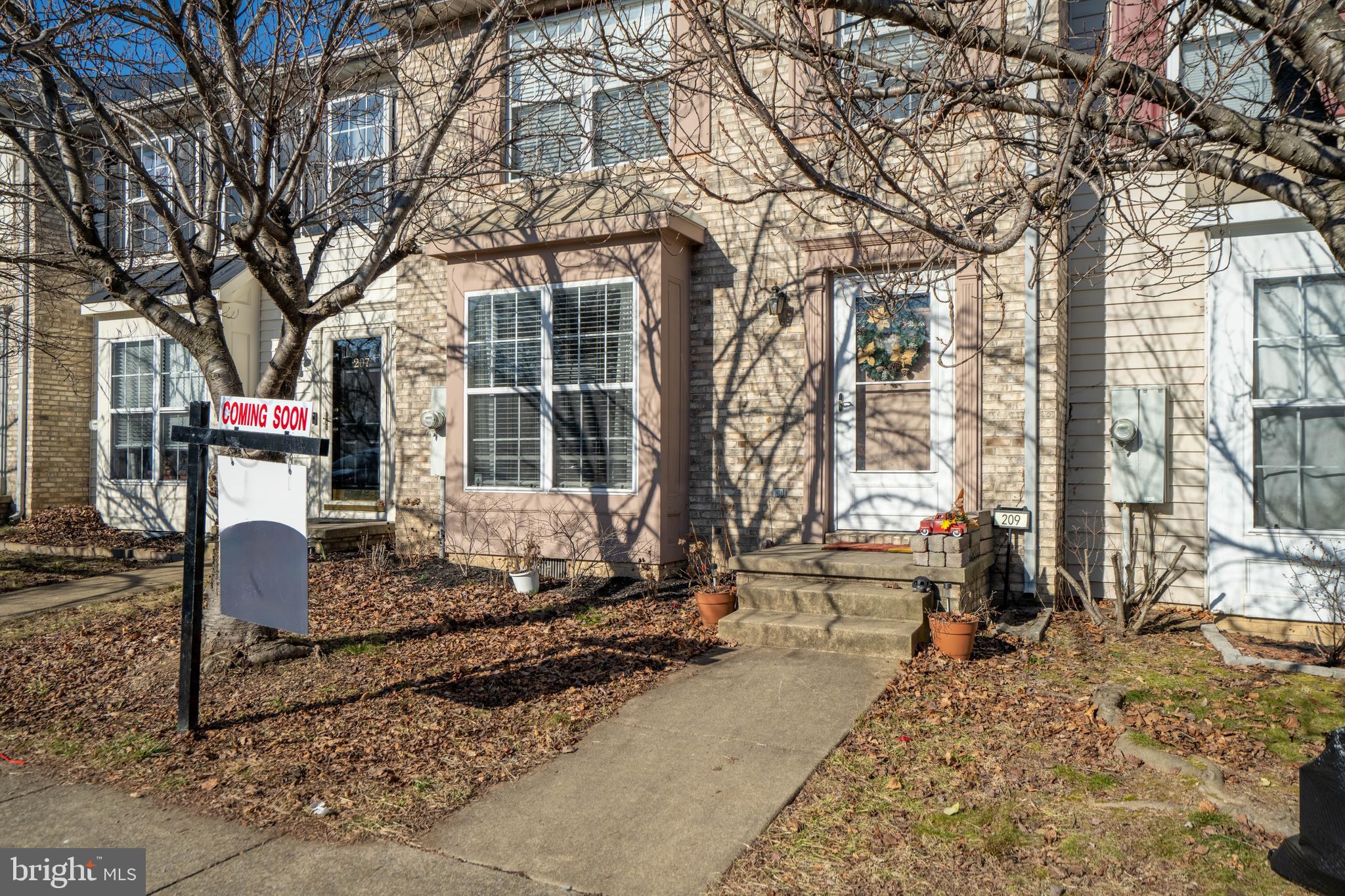 HUNTINGTON MEADOWS - Residential